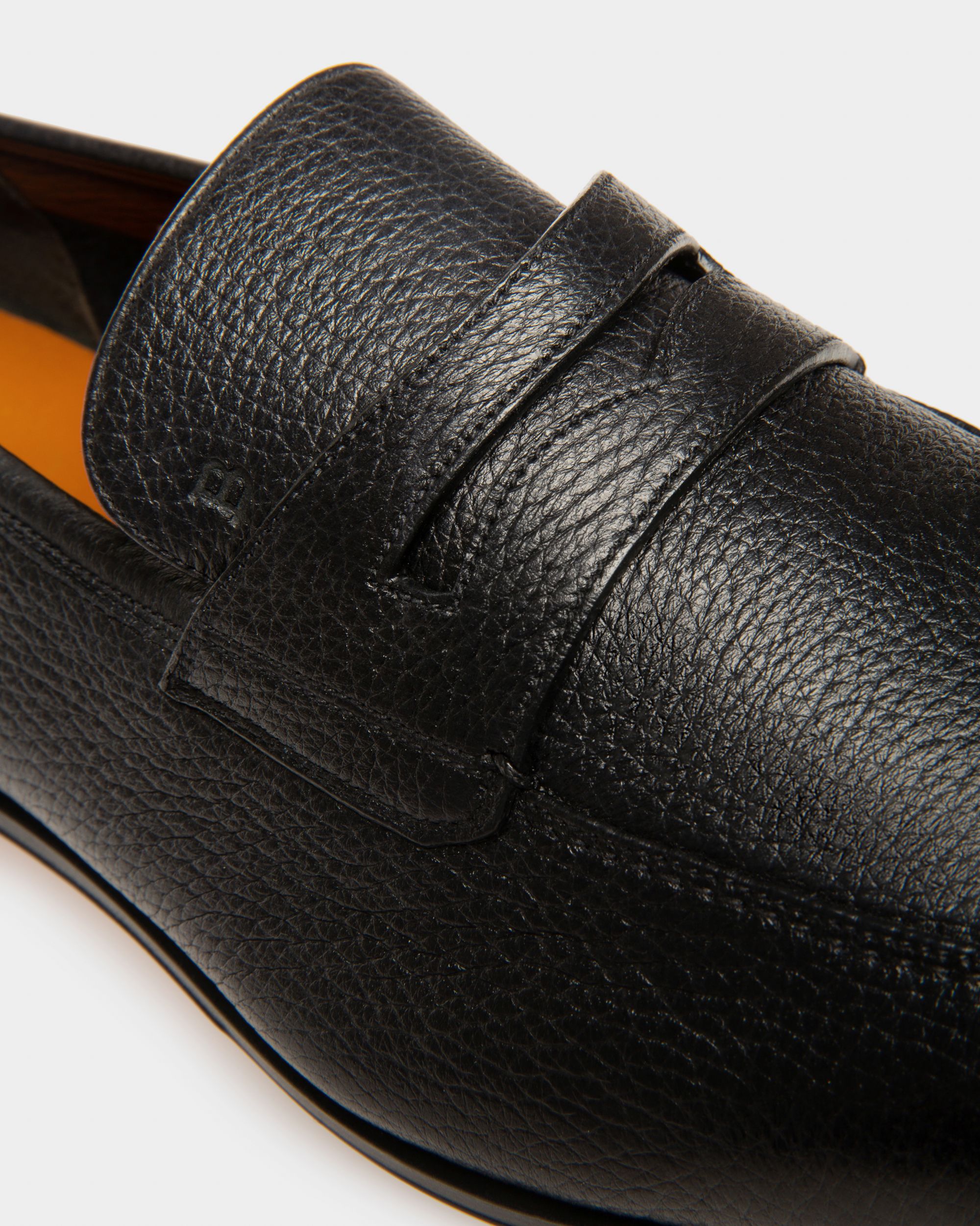 Bally Global - Webb Men's Grained Deer Leather Penny Loafer In Black - Noir