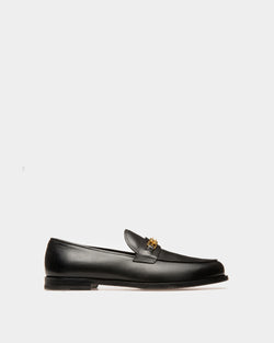 Kelsy Leather Moccasins In Black