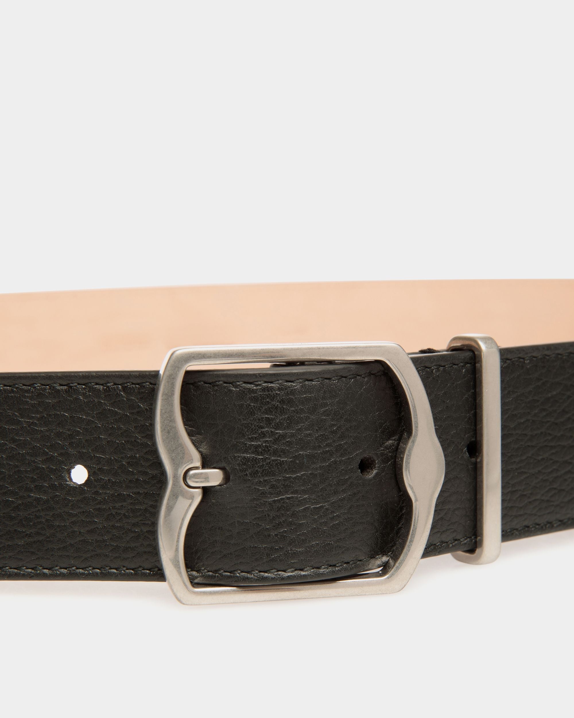Bally Global - Emblem 35mm Belt in Black Grained Leather - Black