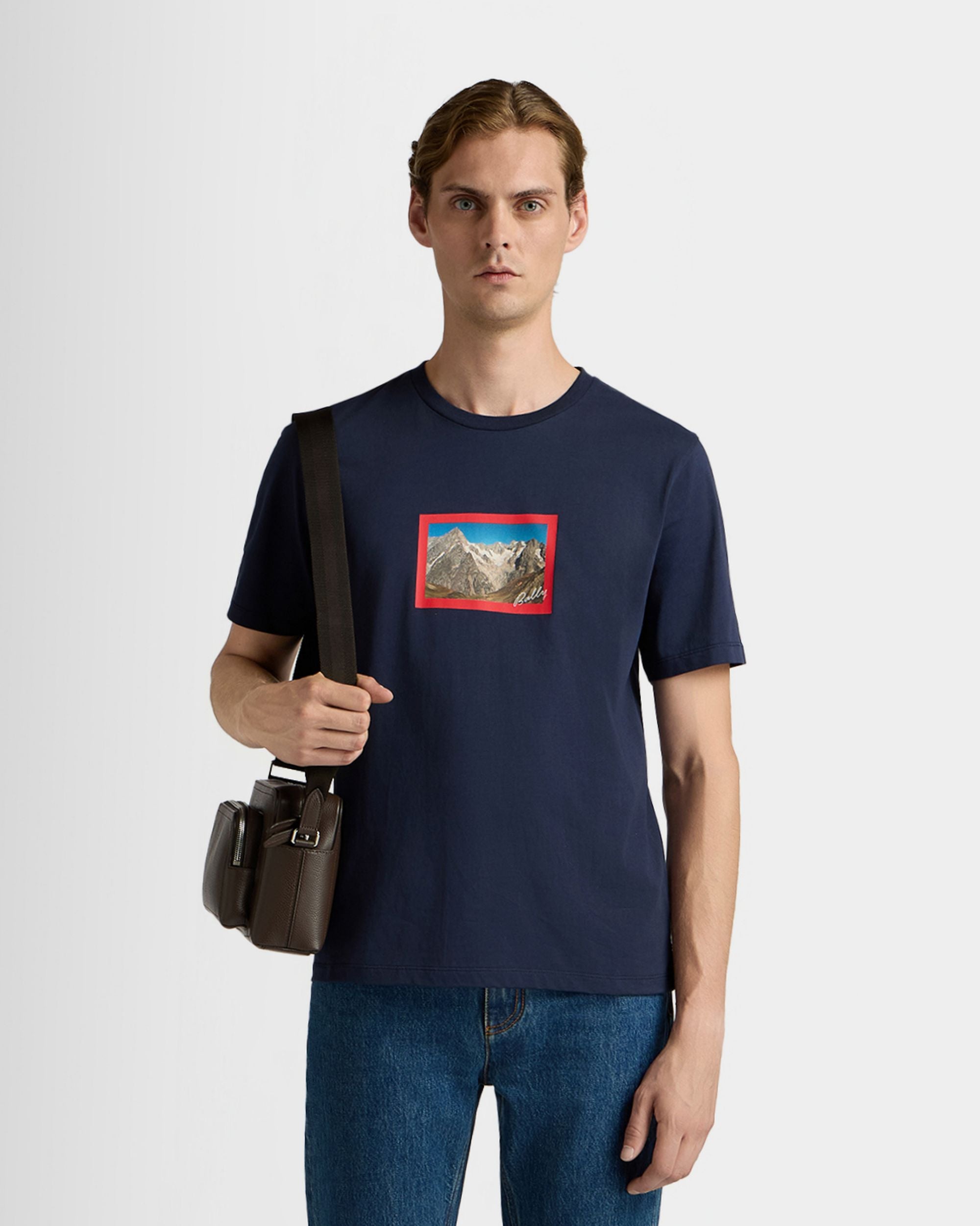 Bally Global - T-Shirt in Navy Blue Cotton With a Vintage Postcard Print - Blue