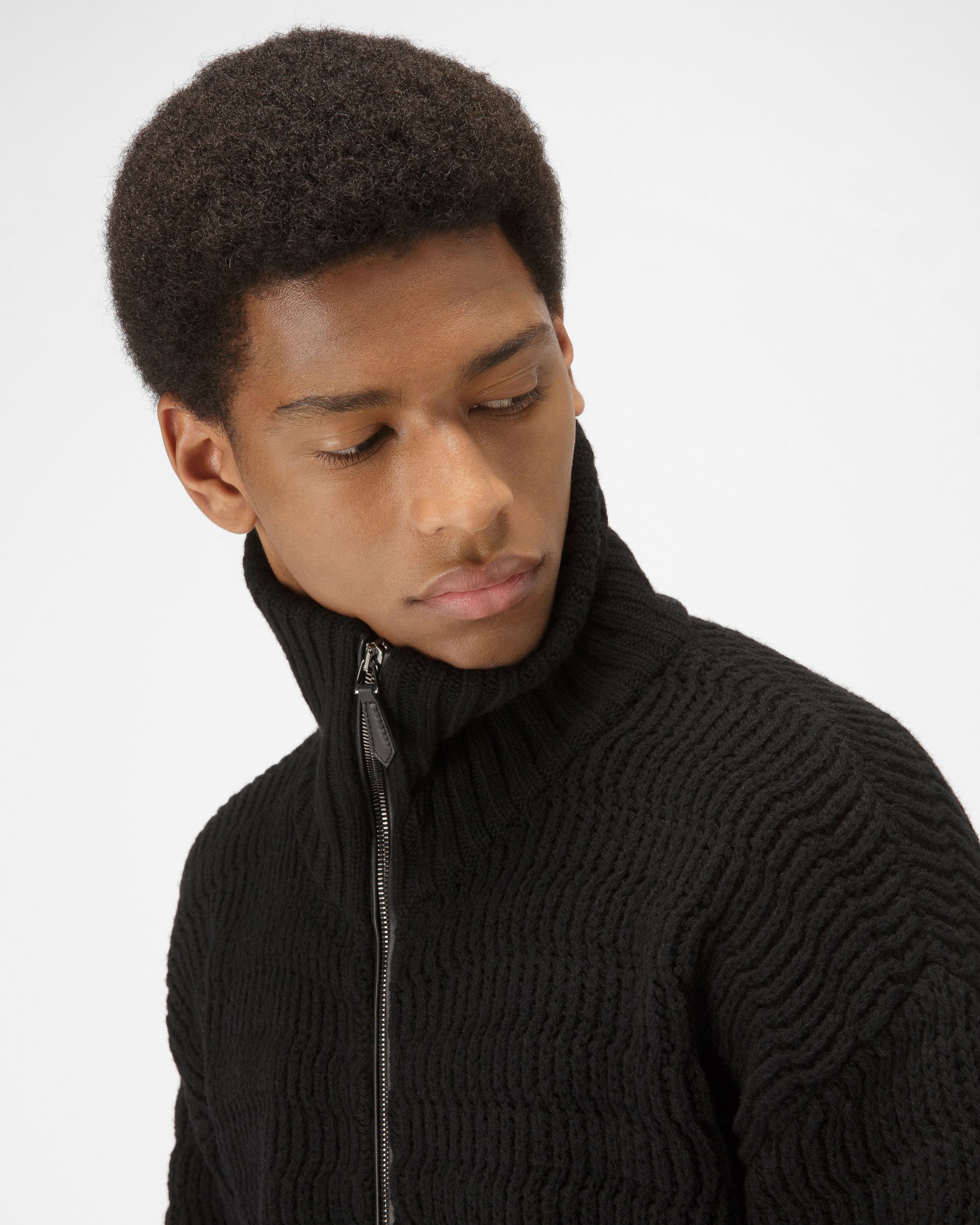 Bally Global - Cárdigan Con Cremallera Jersey De Cuello Vuelto De Lana Y Cachemir En Color Negro - Negro