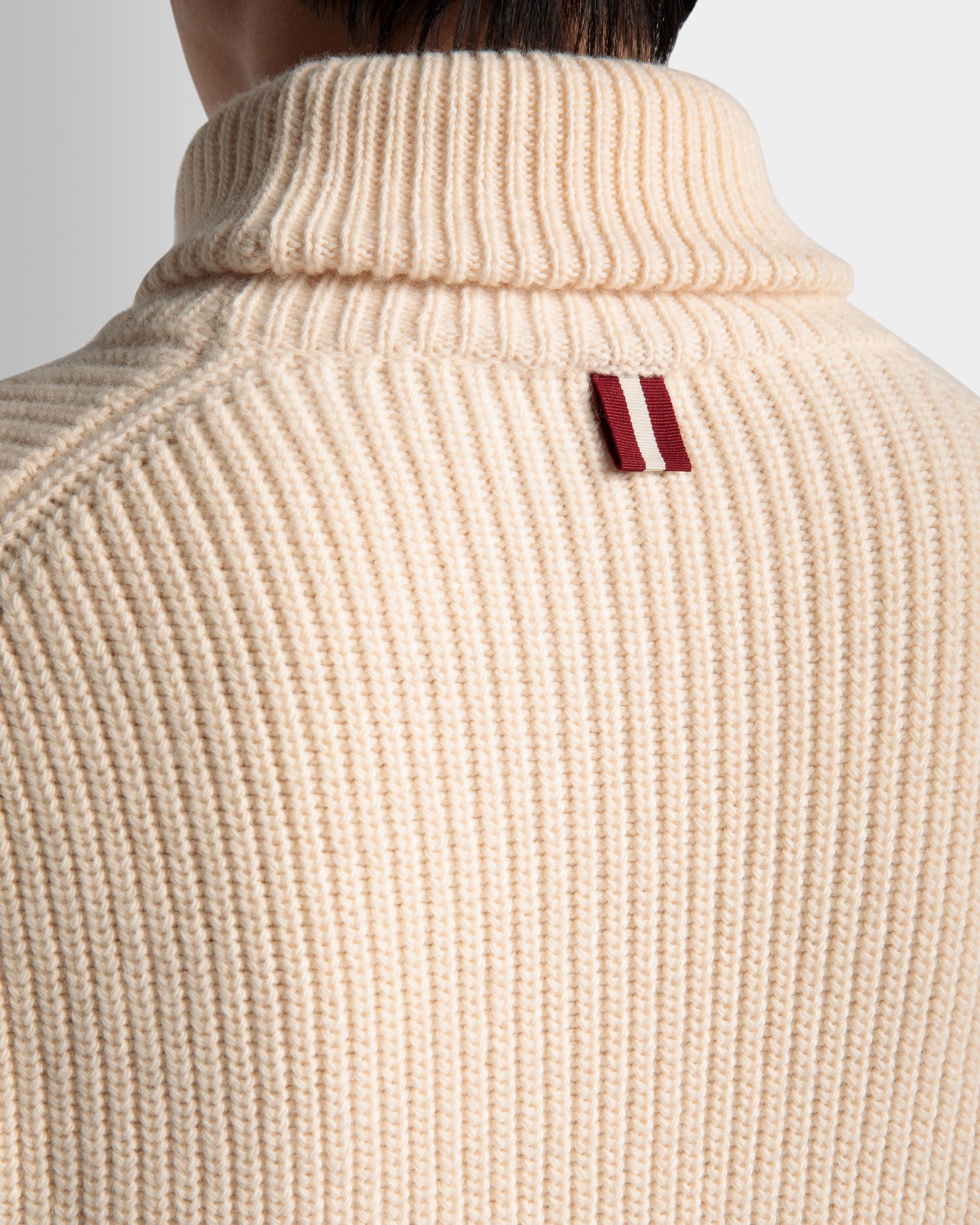 Bally Global - Pull À Col Roulé En Laine Beige - Beige