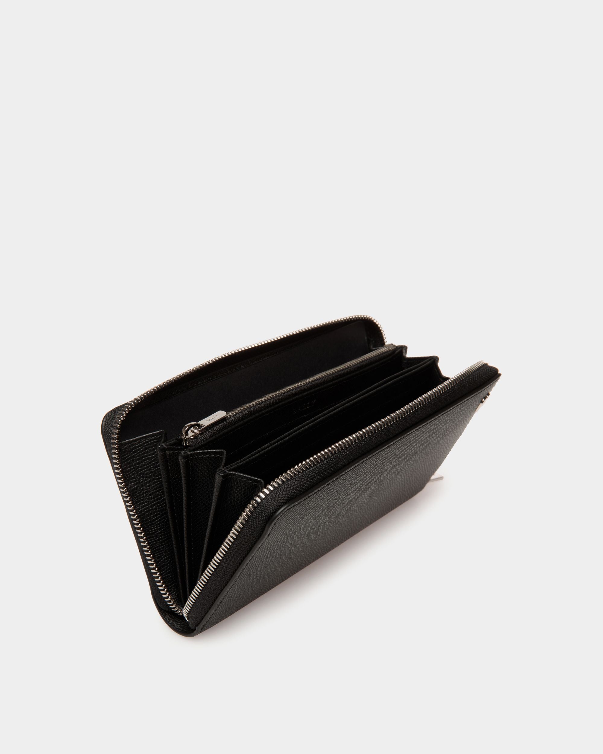 Bally Global - Cartera De Viaje De Piel Repujada Negra - Negro