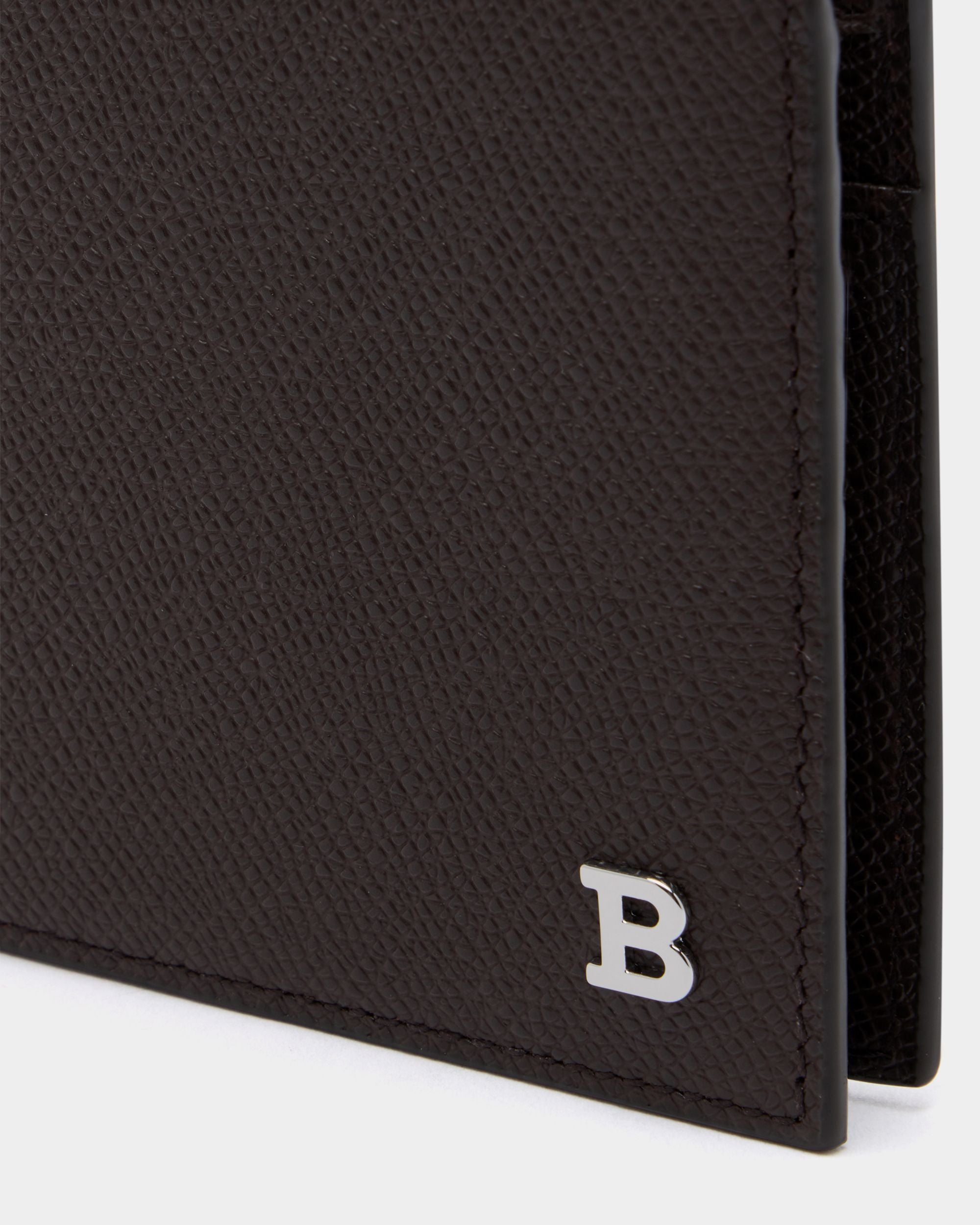 Bally Global - Bifold Wallet in Coffee Embossed Leather - Brown