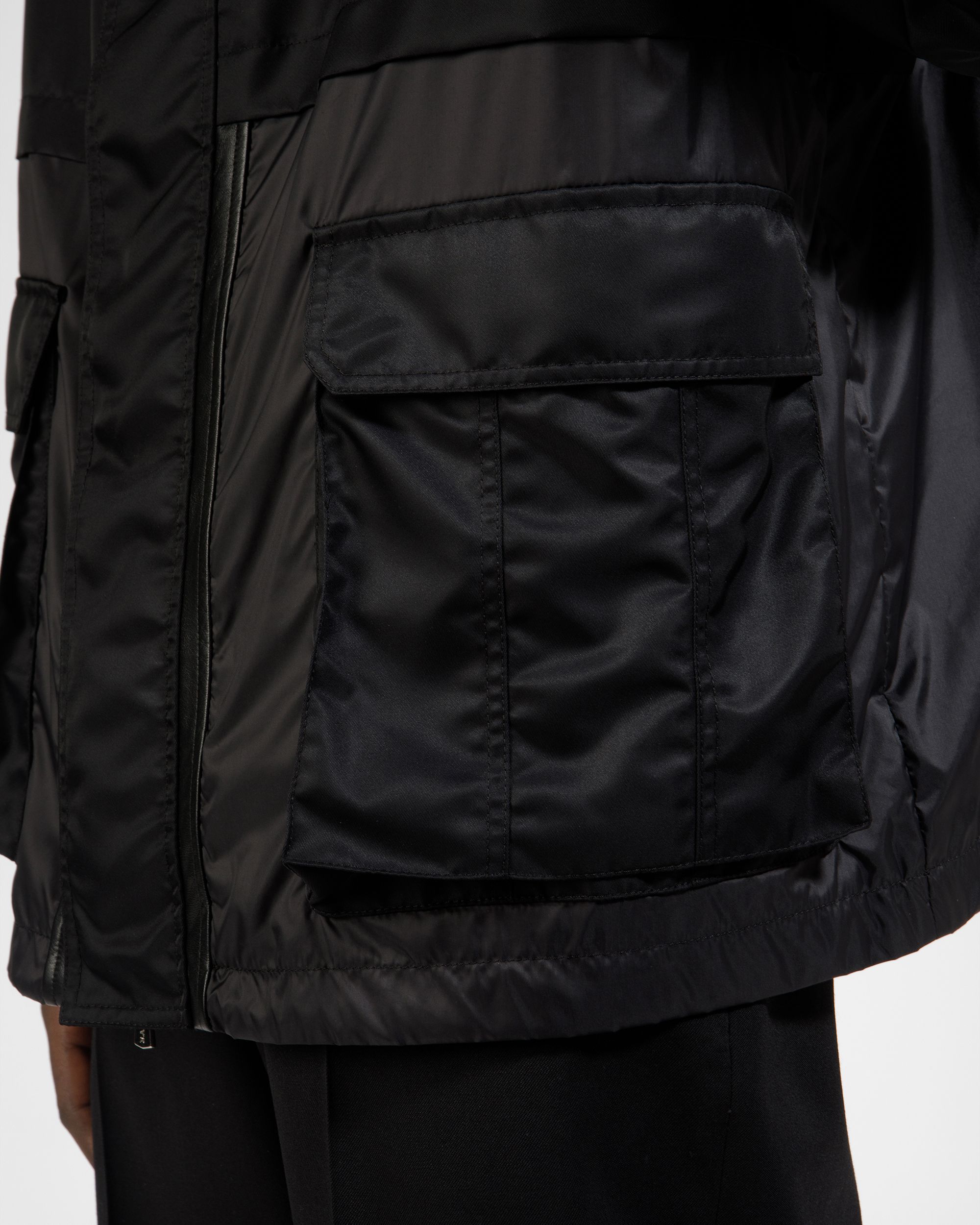 Bally Global - Blouson Bomber Jacket In Black - Black