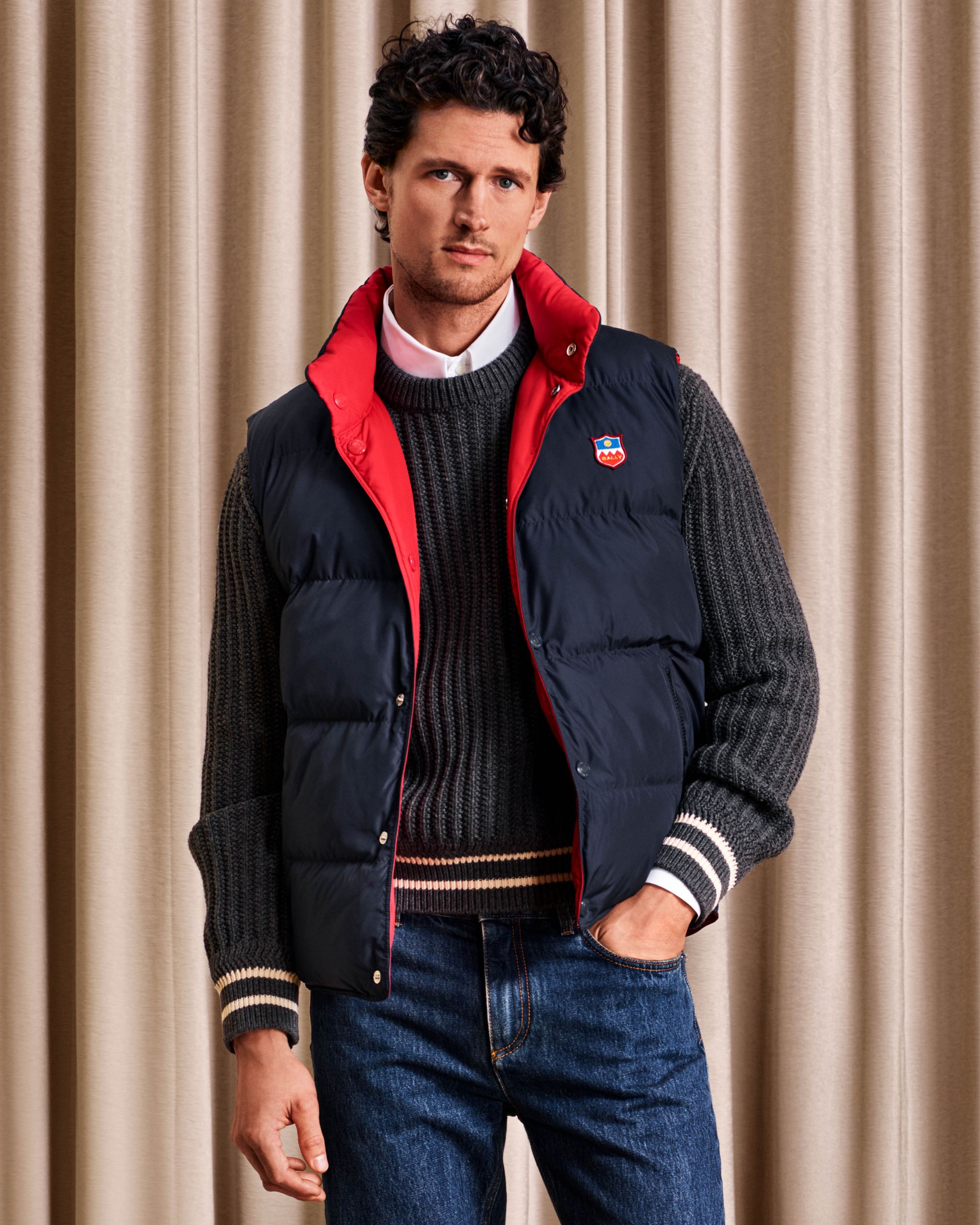 Bally Global - Chaleco Reversible De Poliéster Navy Blue Y Rojo - Multicolor