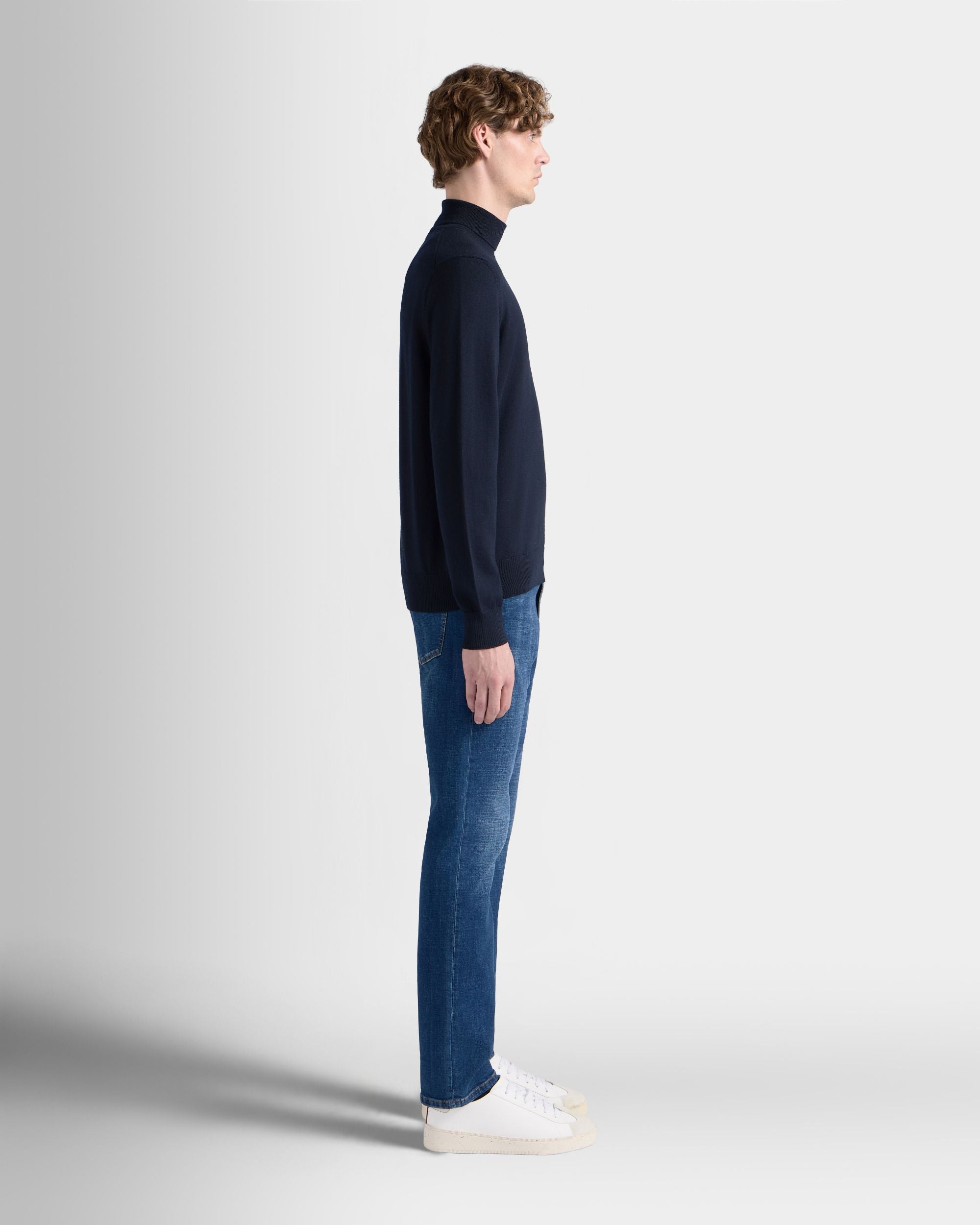 Bally Global - Turtleneck in Navy Blue Wool - Blue