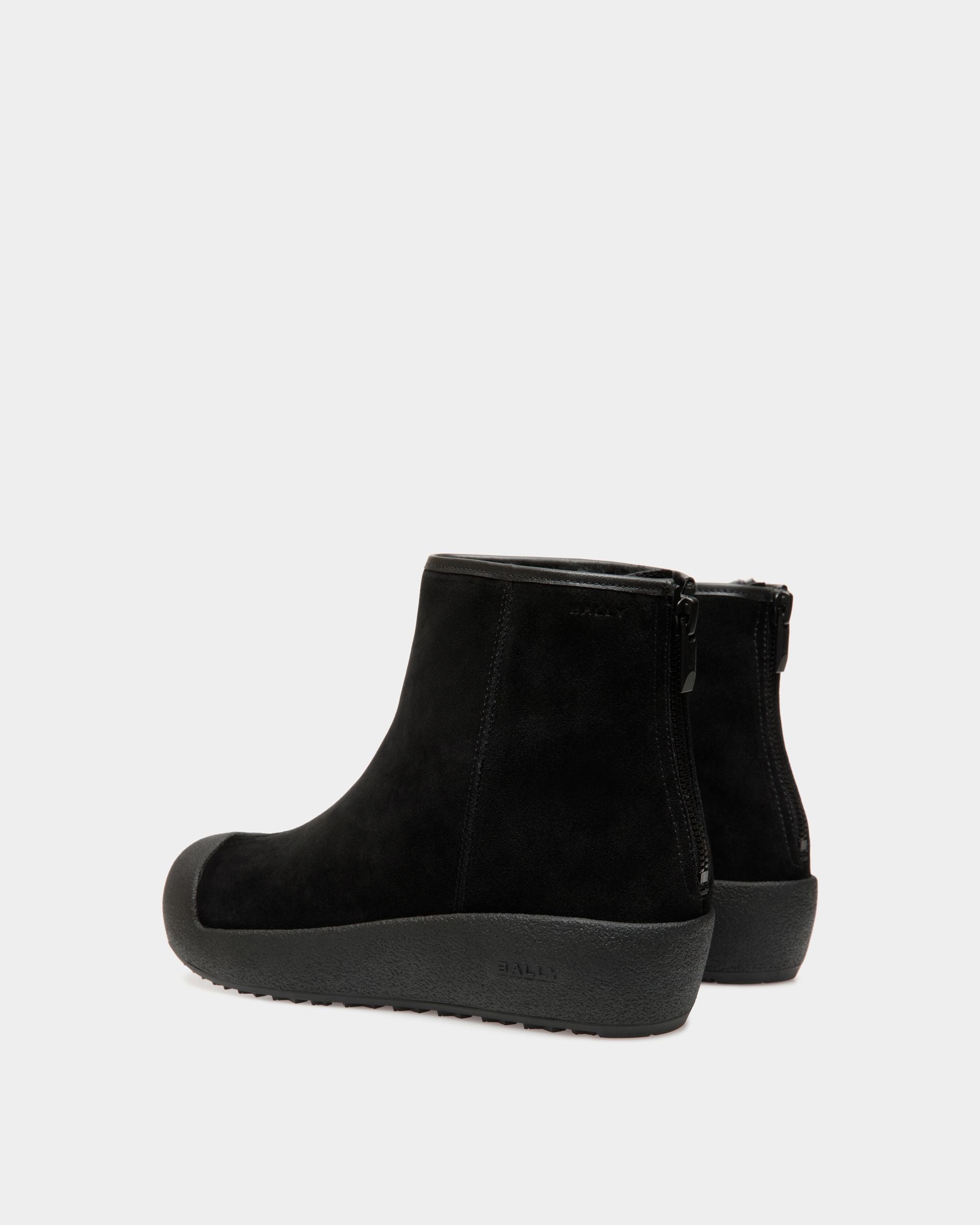 Bally Global - Bally Curling Bootie in Black Suede - Negro