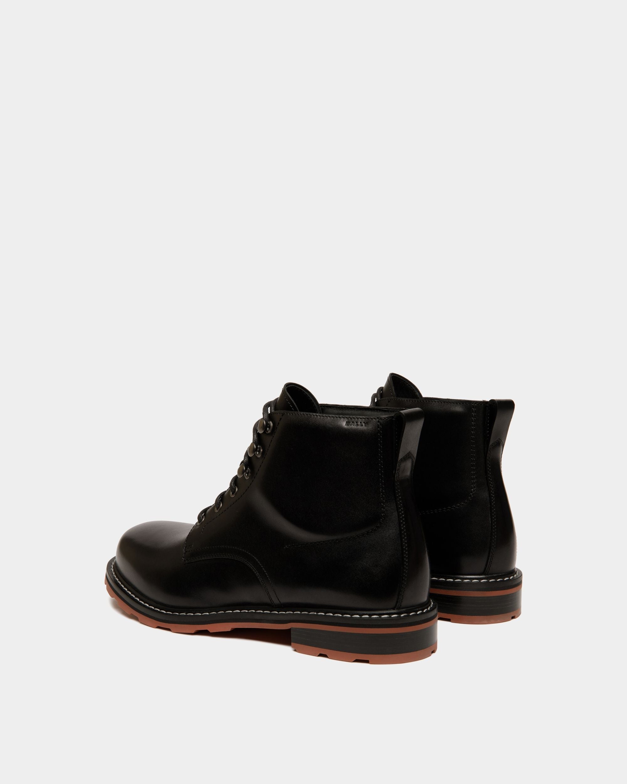 Bally Global - Botín De La Cápsula Winter De Piel Negra - Negro