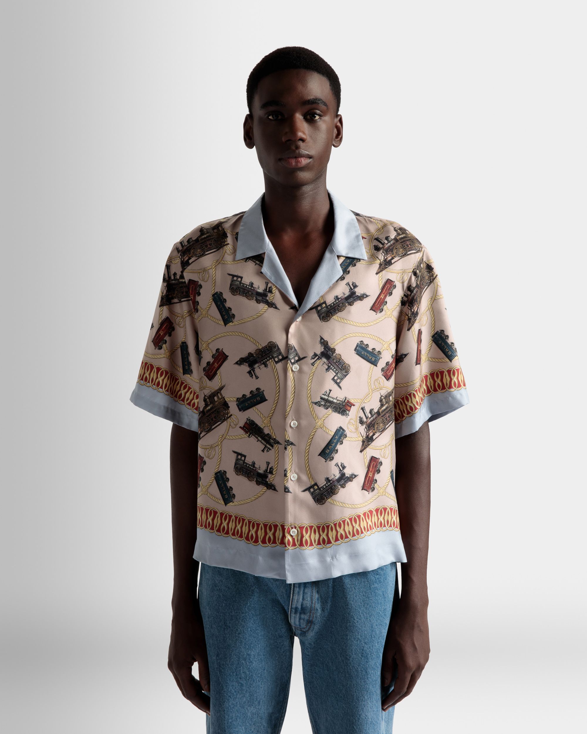 Bally Global - Camisa Estampada Train Con Cuello Campero De Seda Multicolor - Multicolor