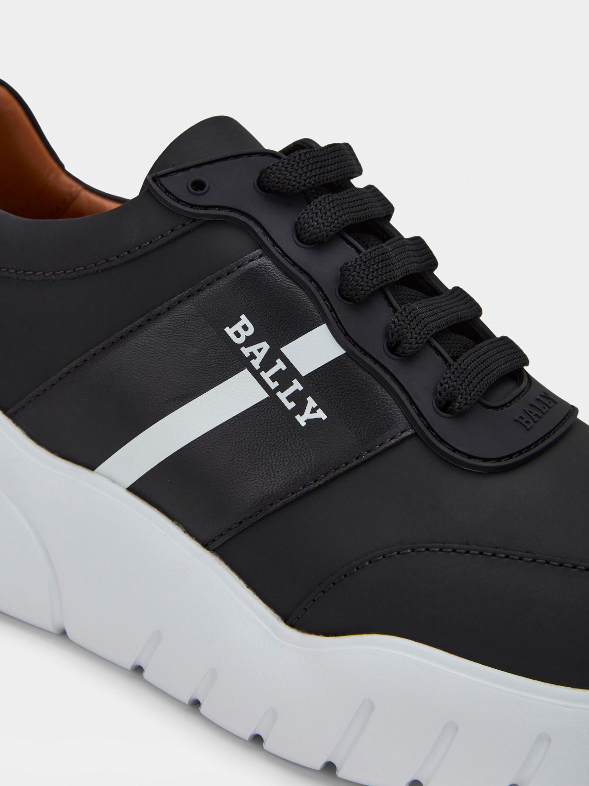 Bally Global - Sneaker in Black Leather - Black