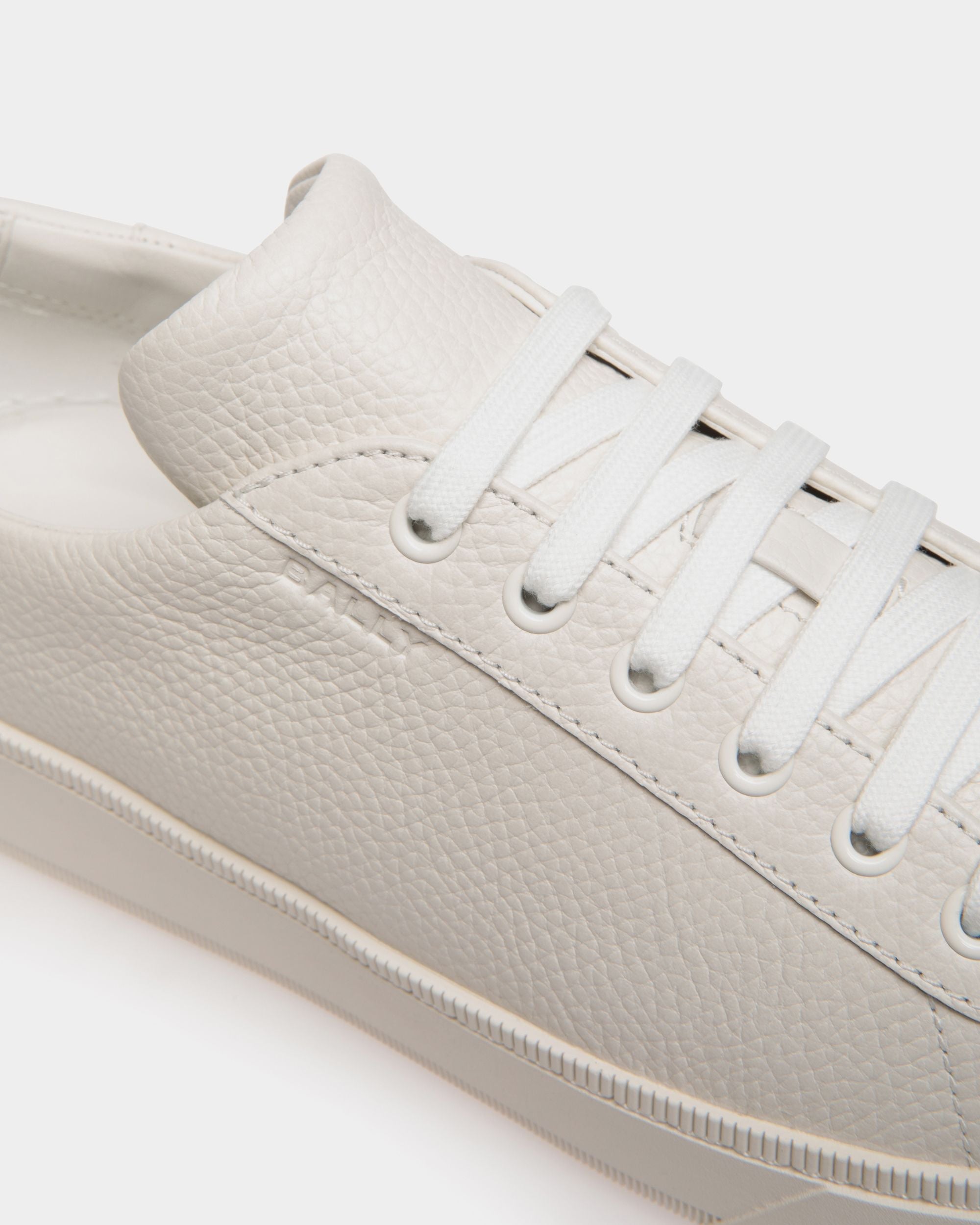 Bally Global - Raise Sneaker In White Grained Leather - Blanc