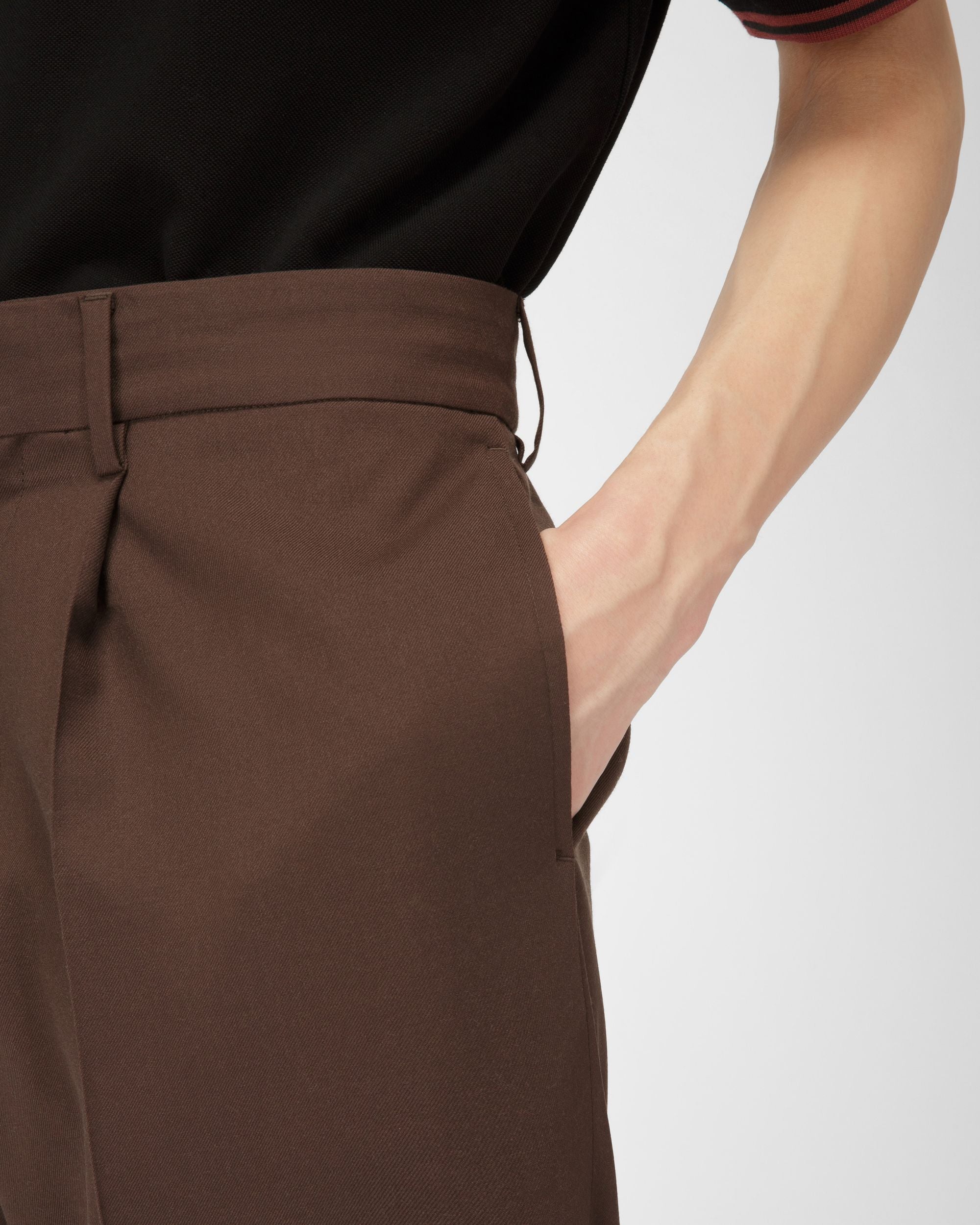 Bally Global - Wool Trousers In Ebony Brown - Brown
