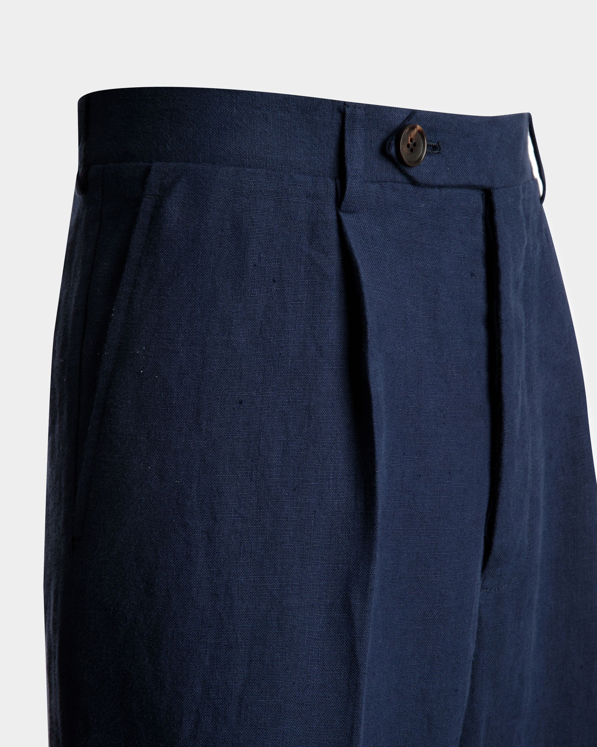 Bally Global - Pants in Navy Blue Linen - Blue