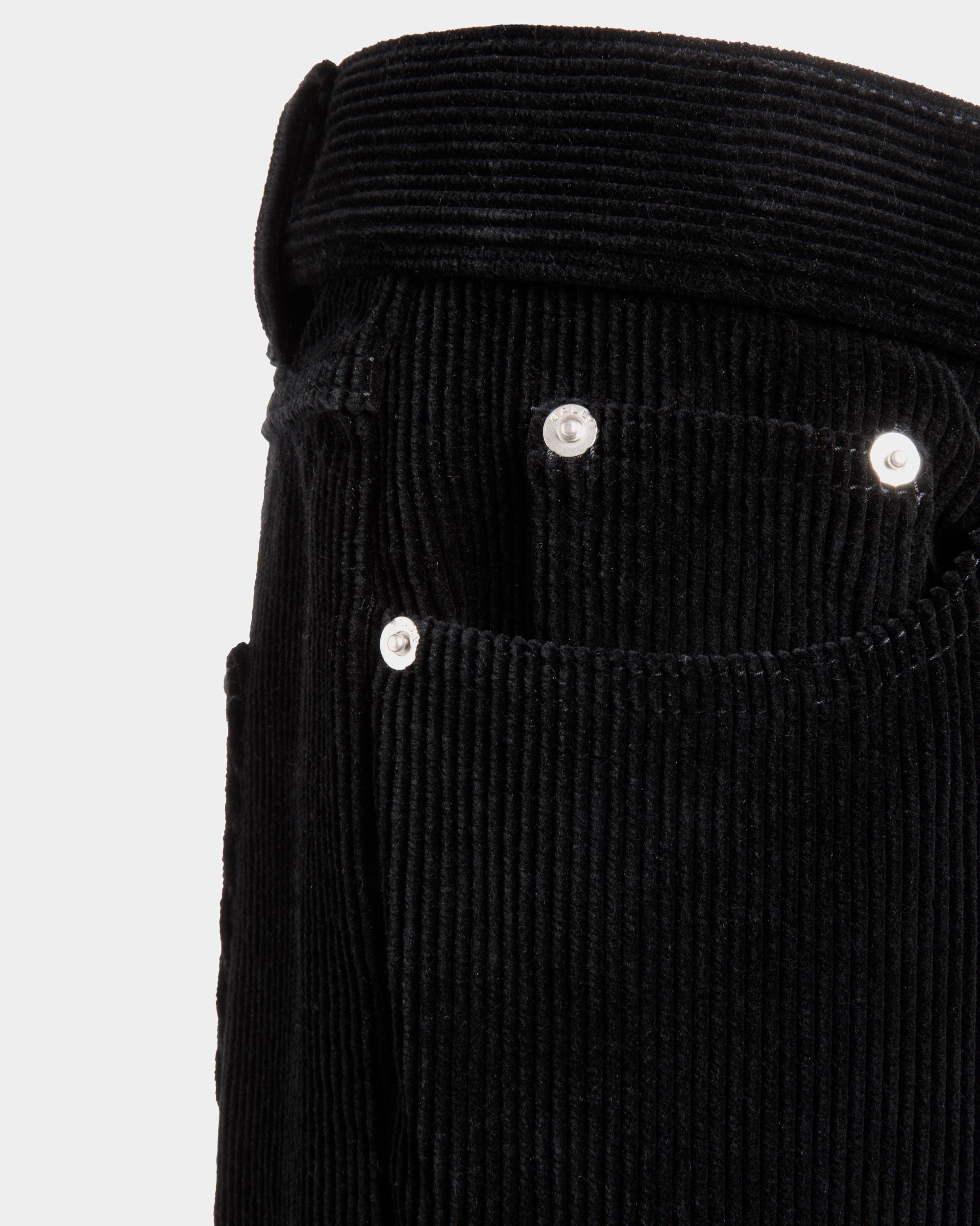 Bally Global - Pantalon Denim En Velours Côtelé De Coton Noir - Noir