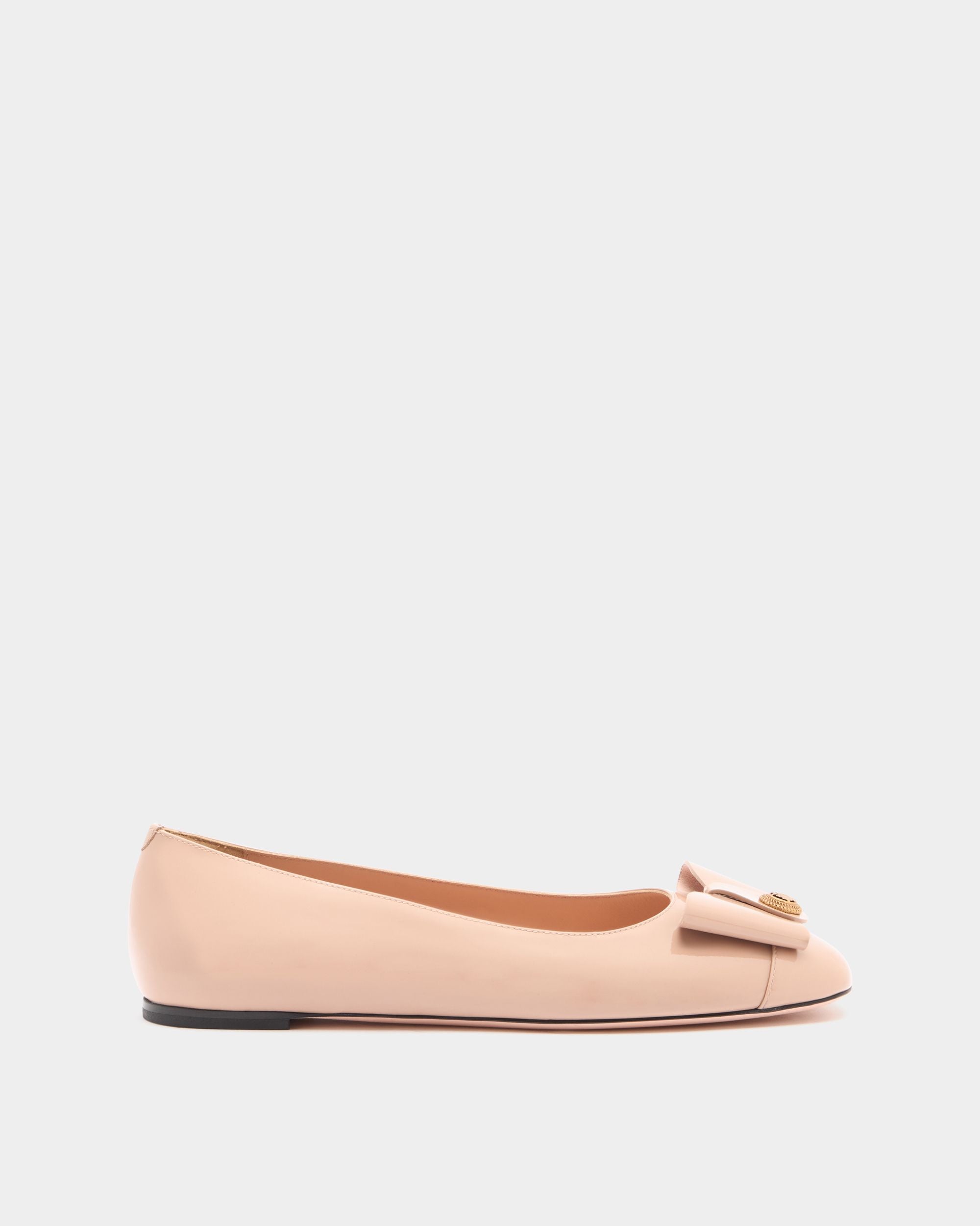 Bally Global - Chaussure À Talon Plat B-Bow En Cuir Light Beige - Beige