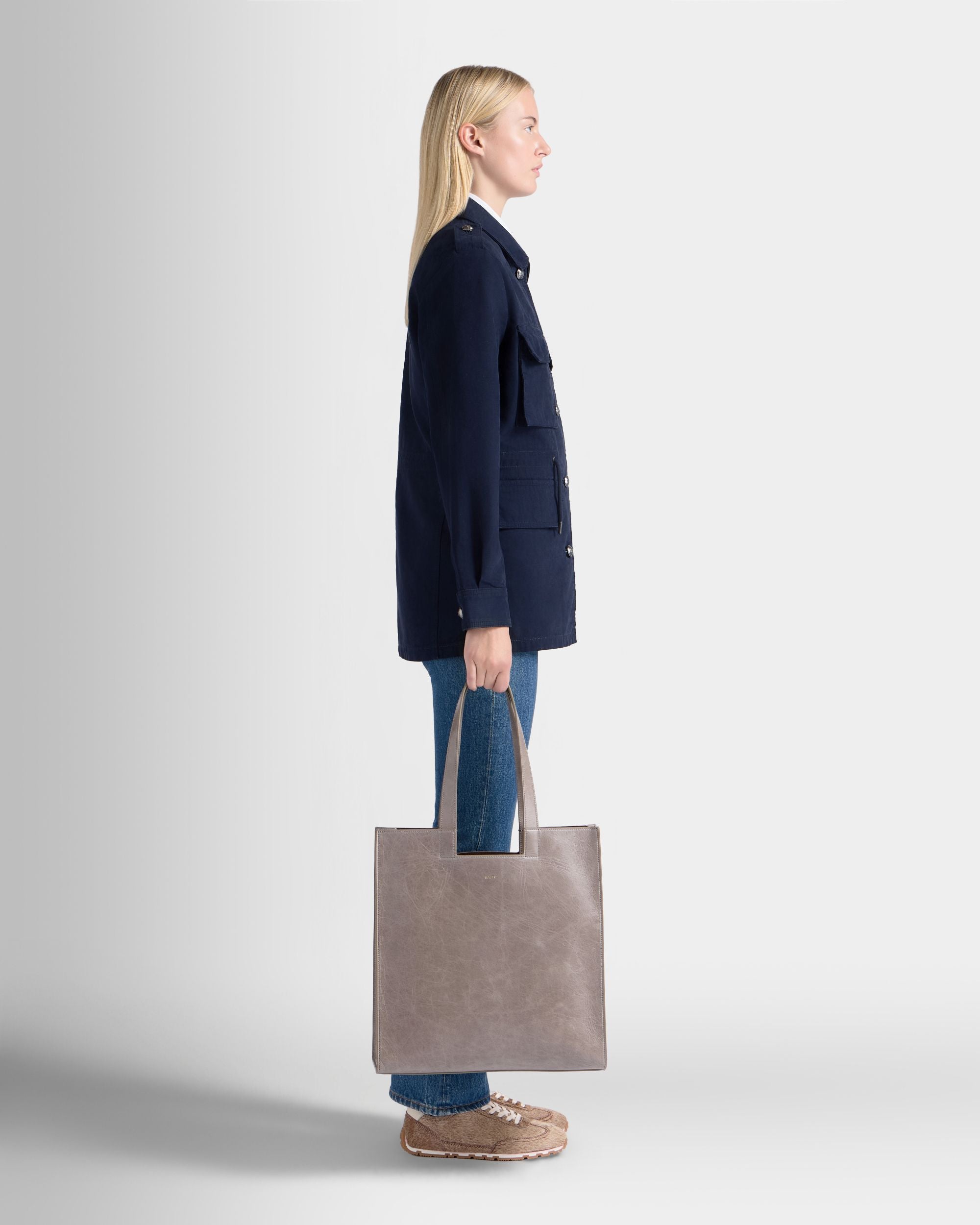 Bally Global - Easy Bally Tote Bag in Taupe Leather - Brown