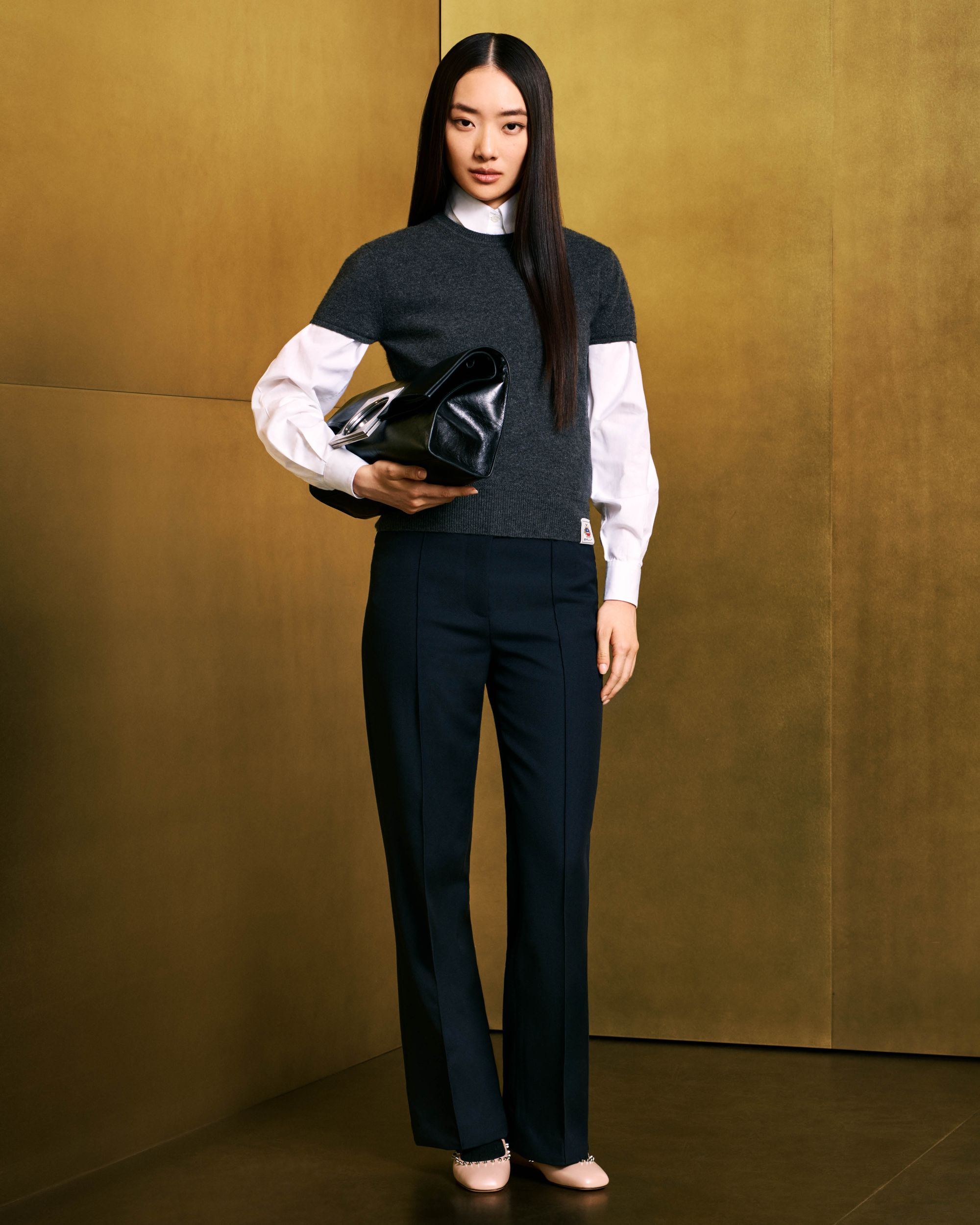 Bally Global - Anni Mini Bag in Black Leather - Black