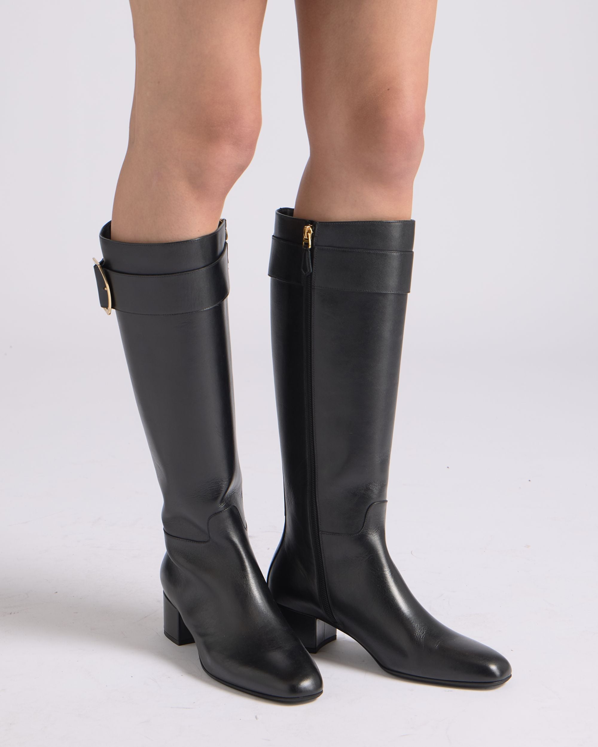 Bally Global - Bally Boucle Boot in Black Leather - Black