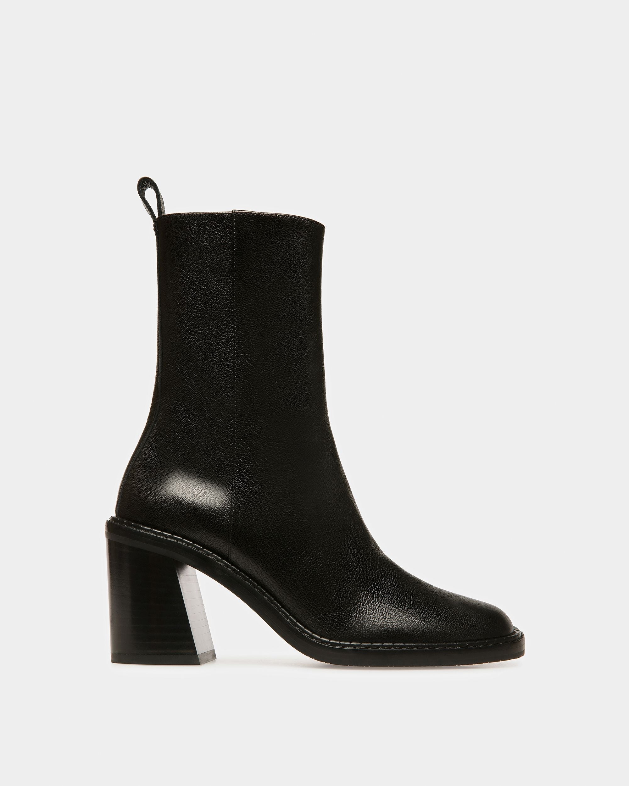 Bally Global - Austine Leather Boots In Black - Black