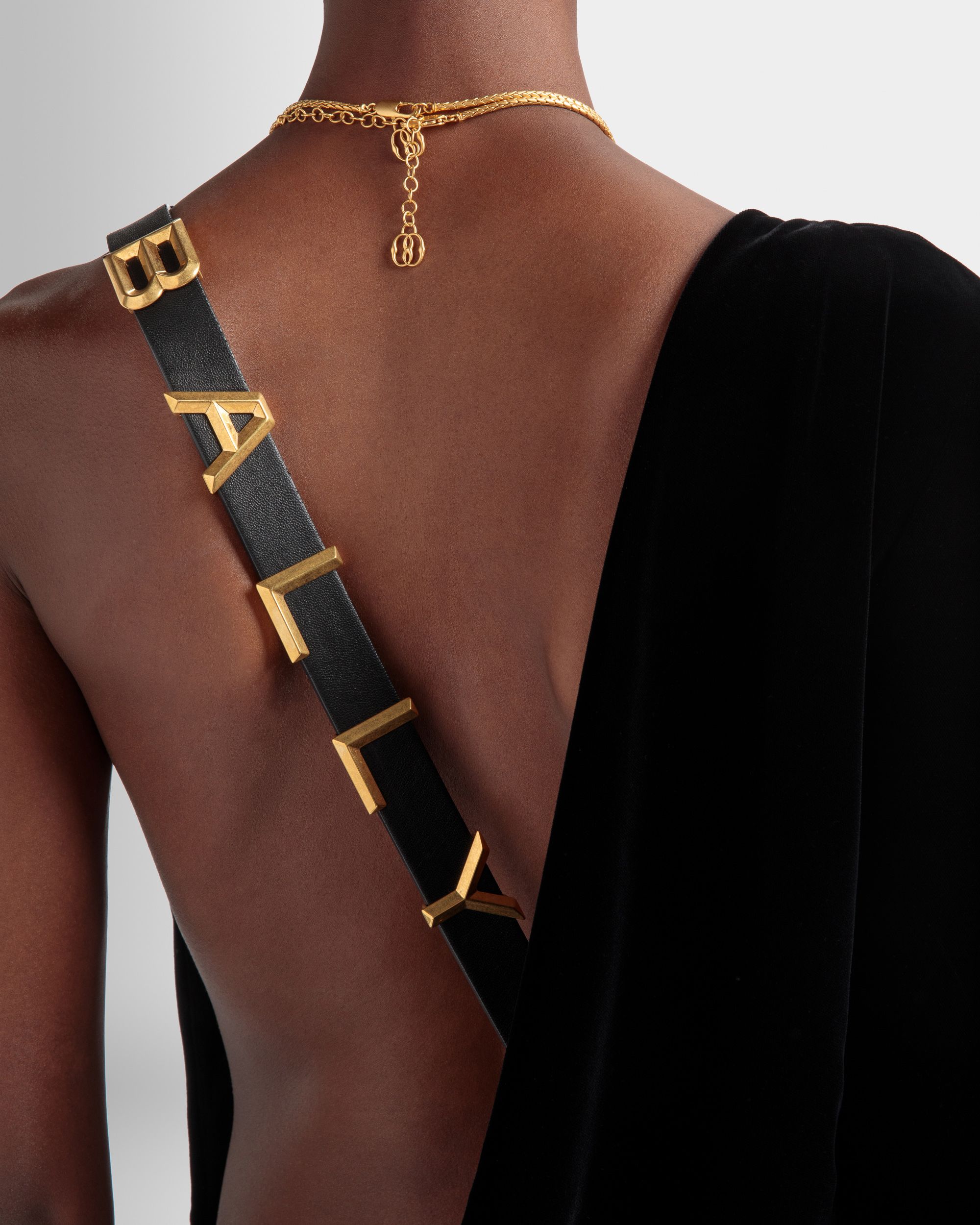 Bally Global - Asymmetric Dress In Black Silk Mix - Negro