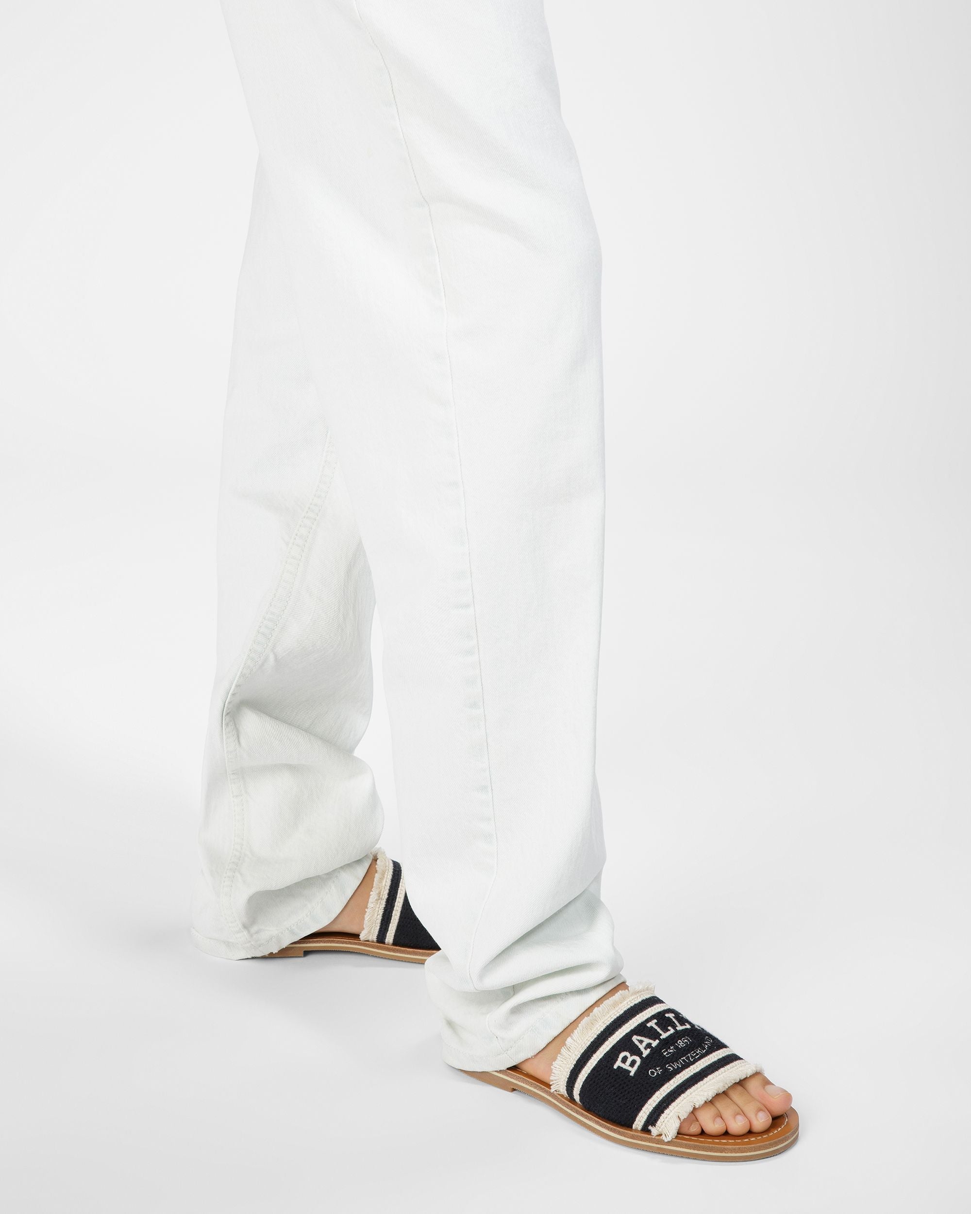 Bally Global - Bianka Flat Fabric Slides In Black And Bone - Multicolore