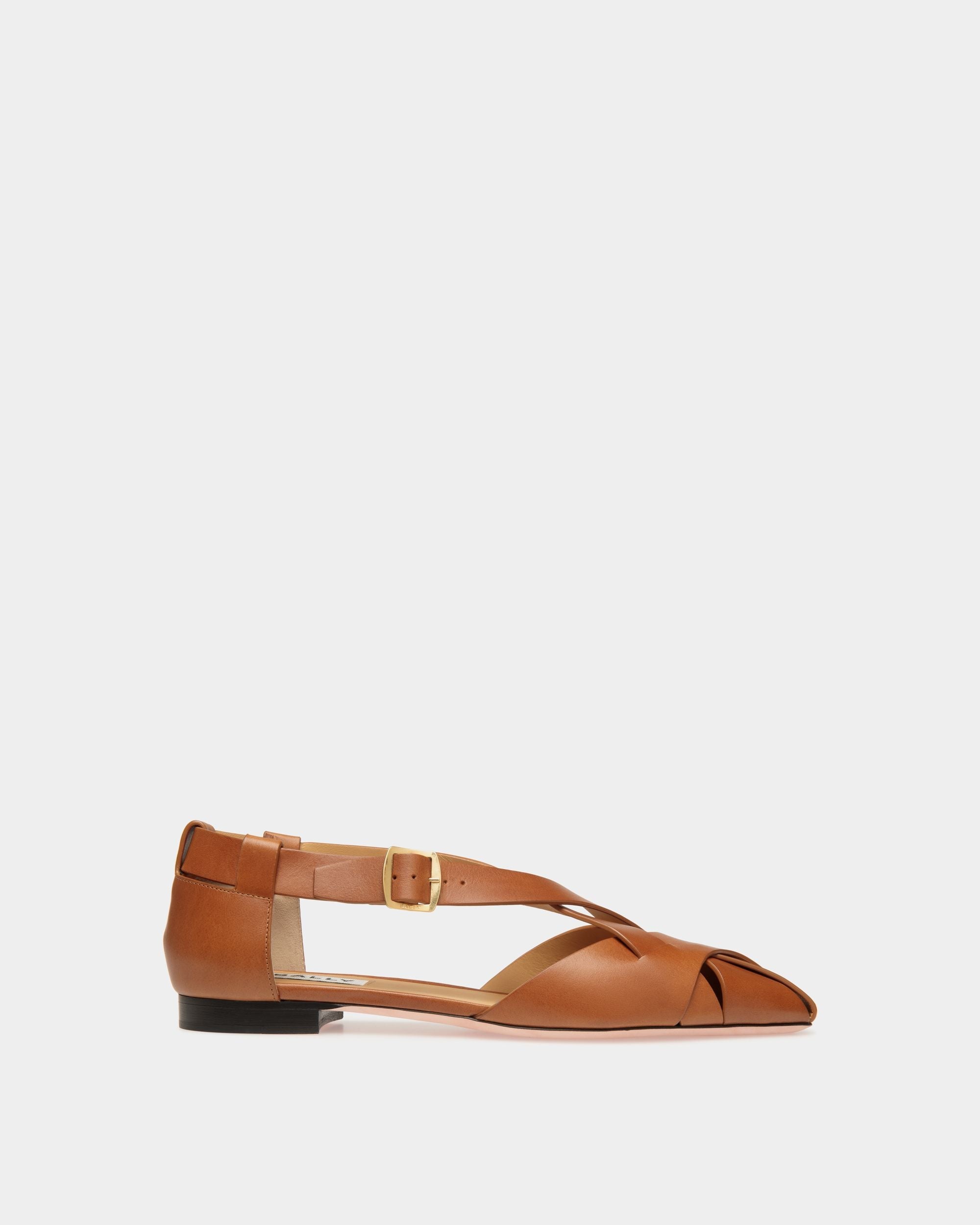 Bally Global - Sylt Flat in Brown Brushed Leather - Marrón