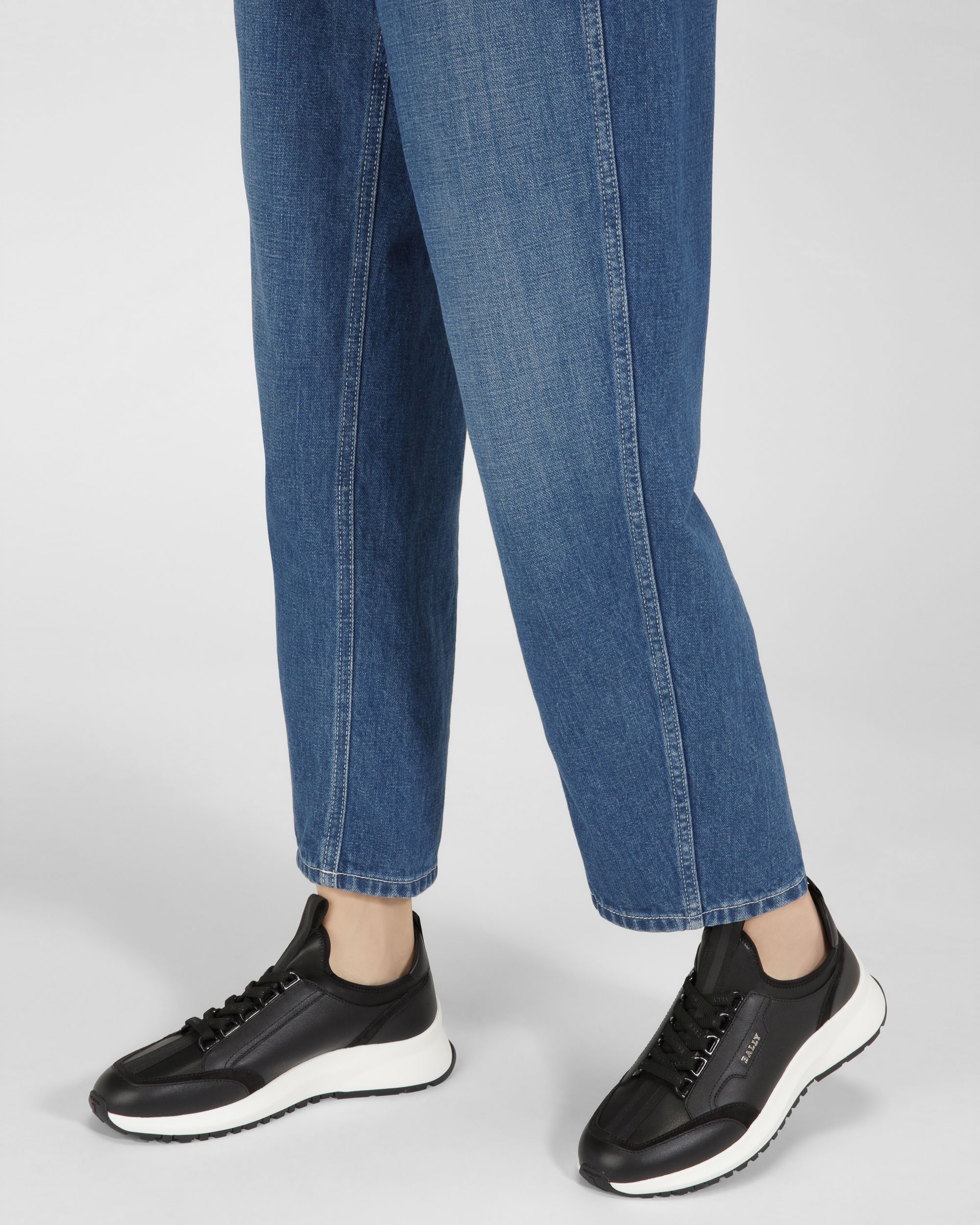 Bally Global - Deven Leather Sneakers In Black - Black