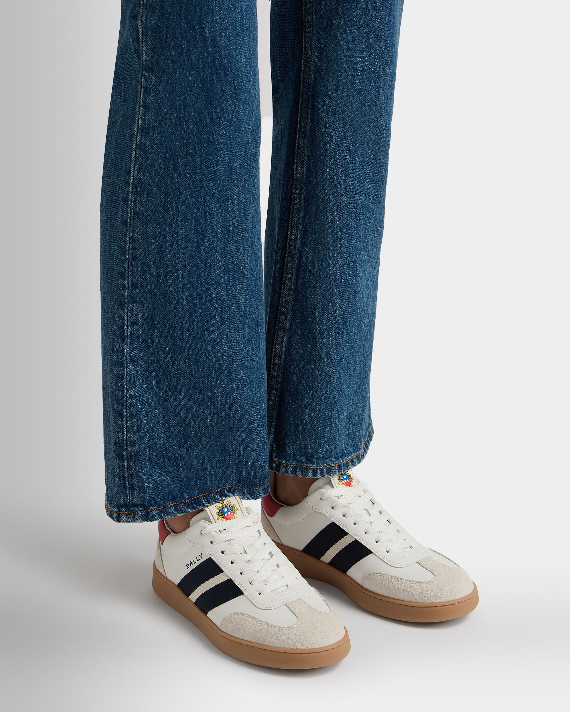 Bally Global - Zapatilla Retro Crest De Piel Blanca - Blanco