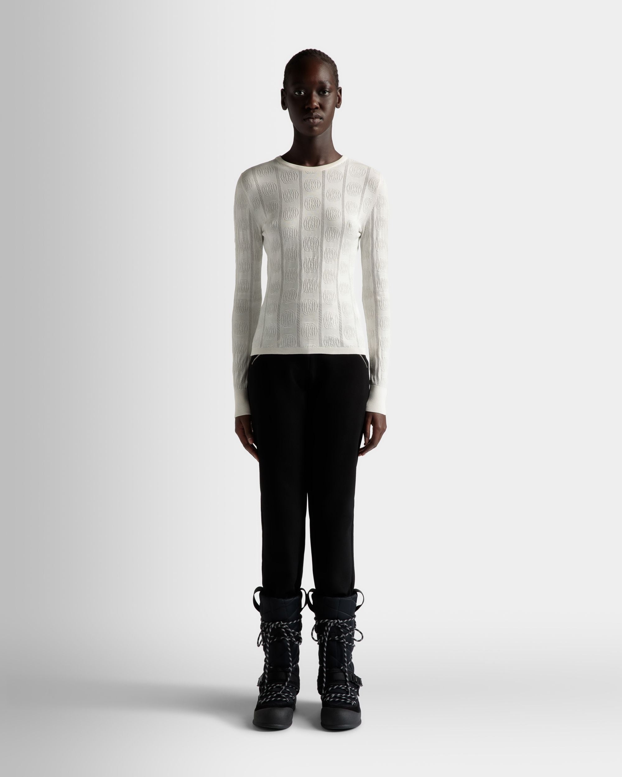 Bally Global - Crewneck Top In A Beige Silk Blend - Beige