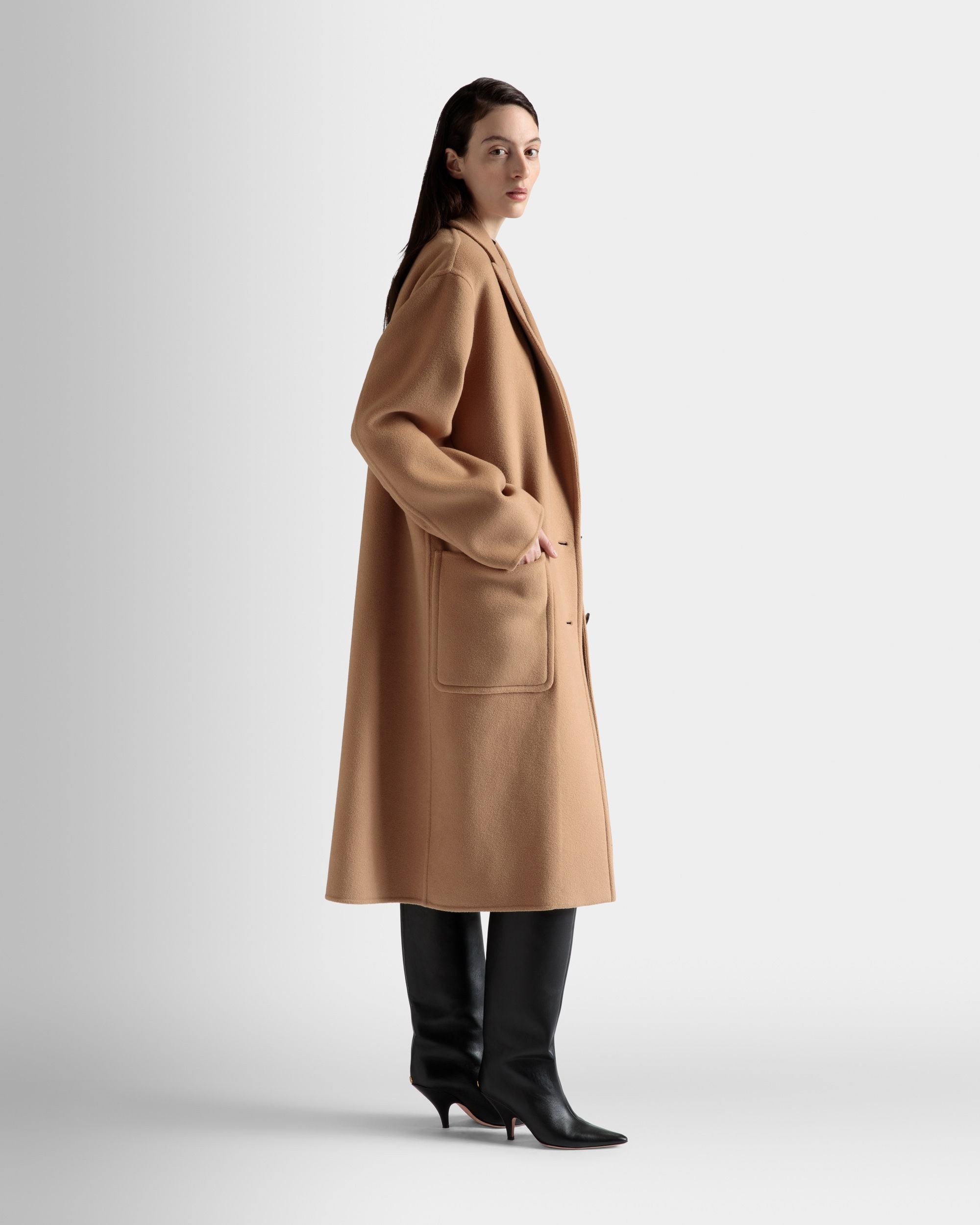 Bally Global - Single-Breasted Coat In Camel Cashmere Wool Mix - Brown