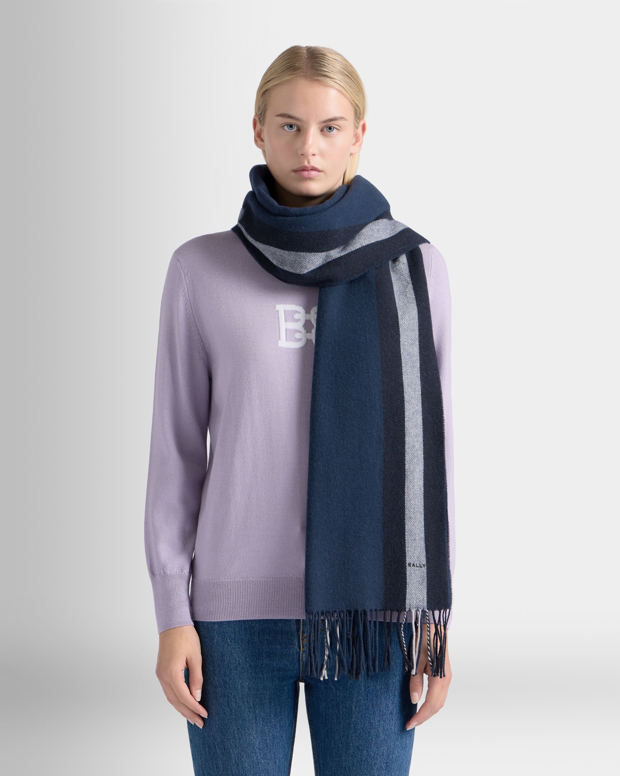 Bally Global - Scarf in Navy Blue Wool - Blue