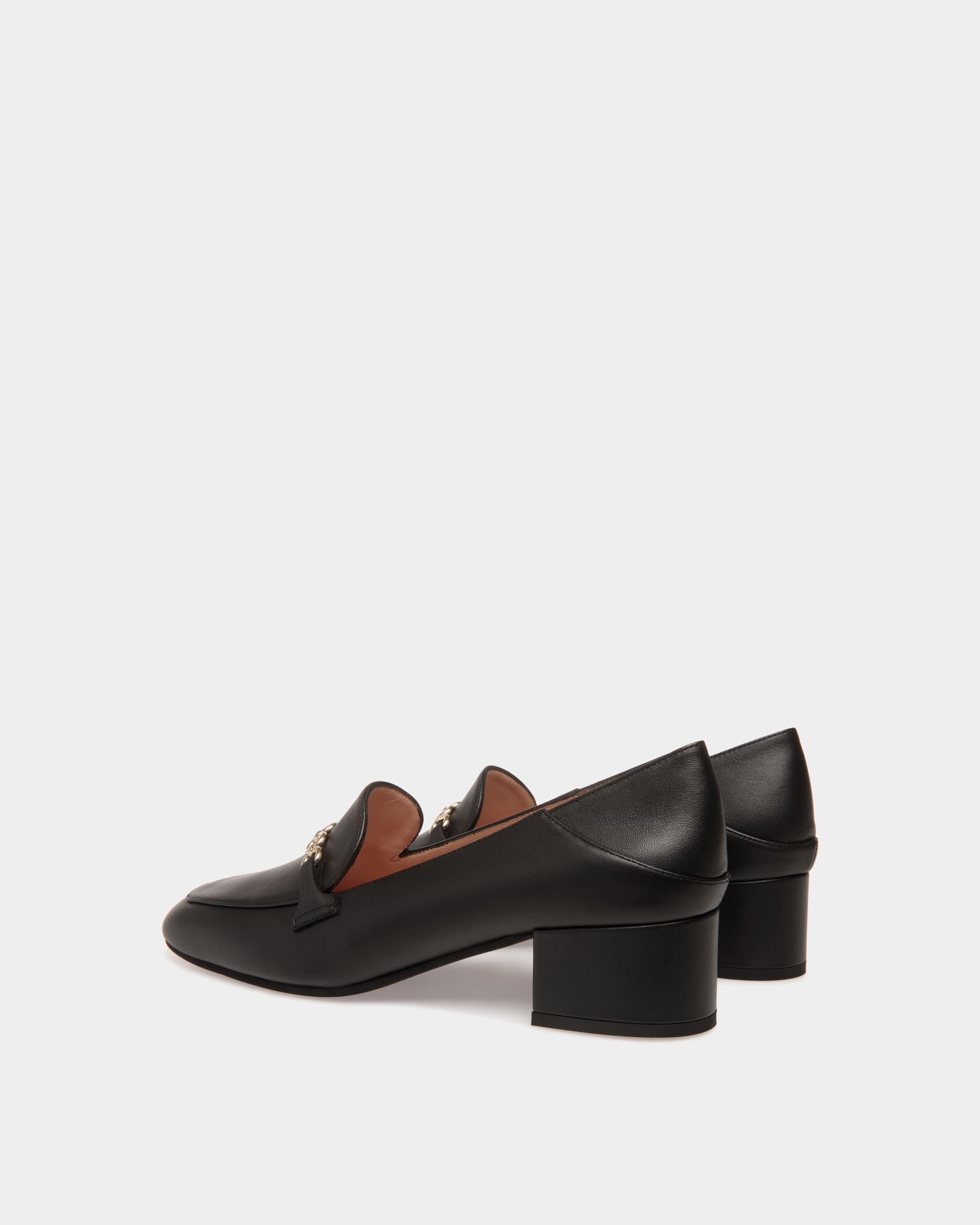 Bally Global - Pump in Black Leather - Black