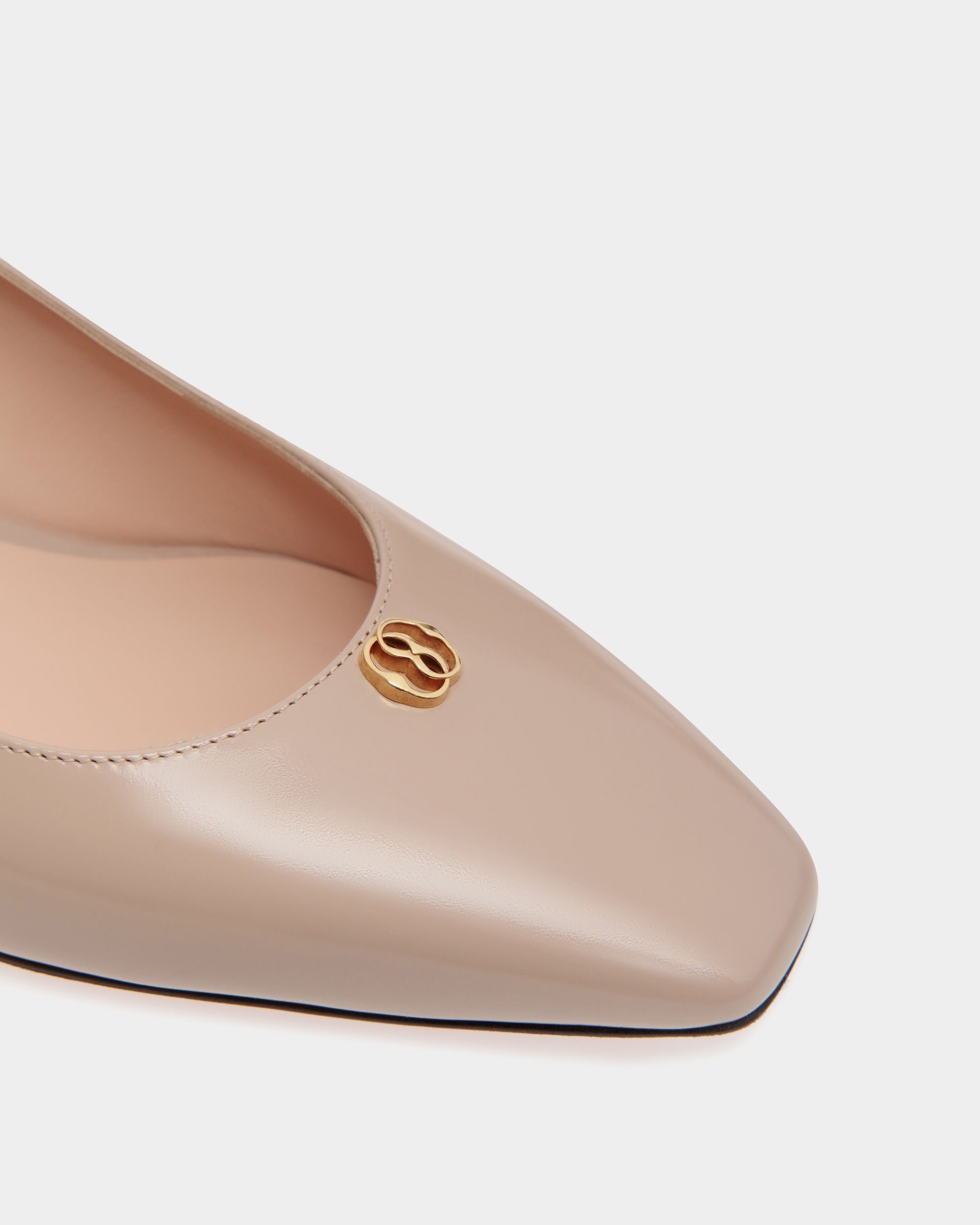 Bally Global - Sylt Pump In Light Beige Brushed Leather - Beige