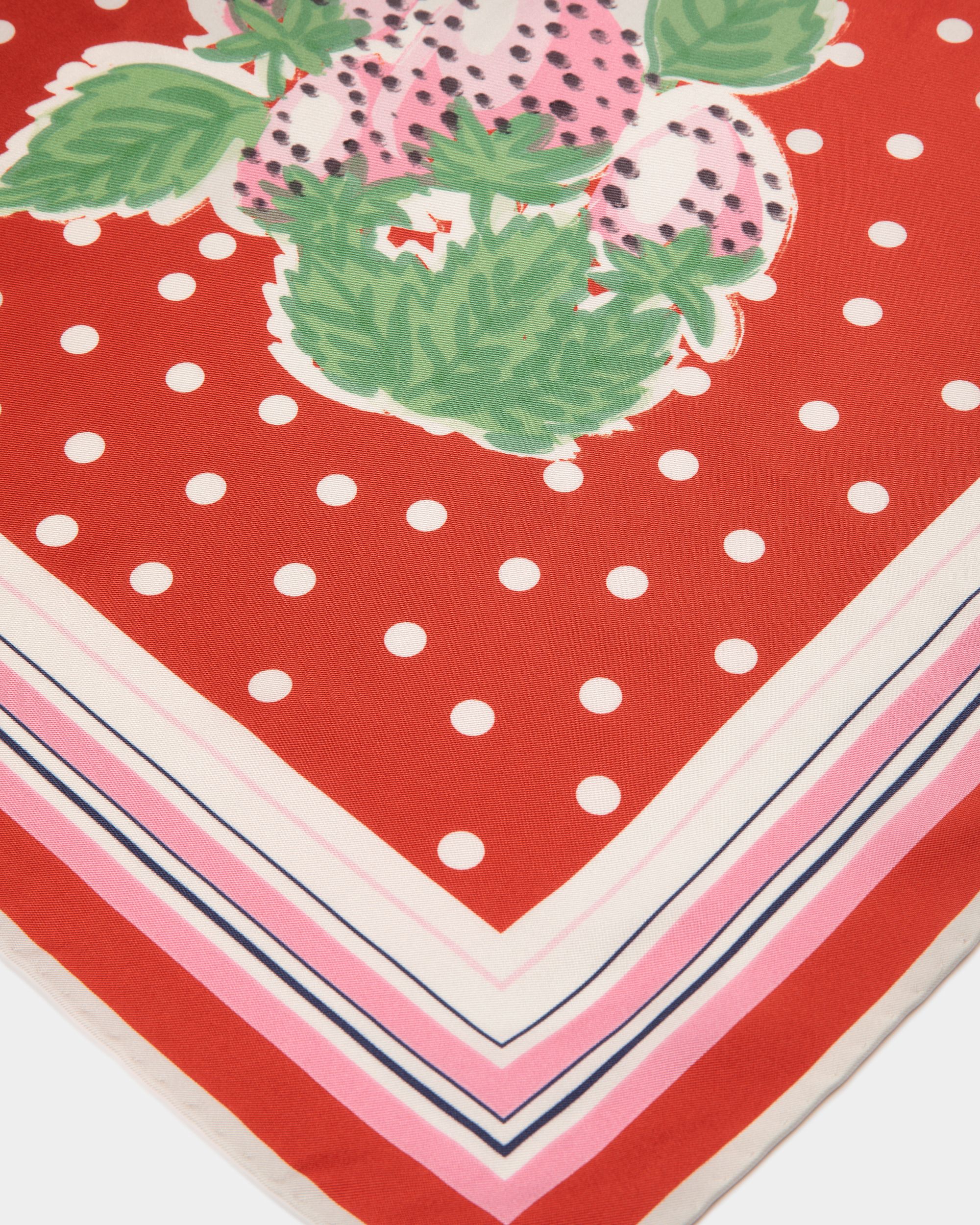 Bally Global - Foulard in Strawberry Print Silk - Multicolor
