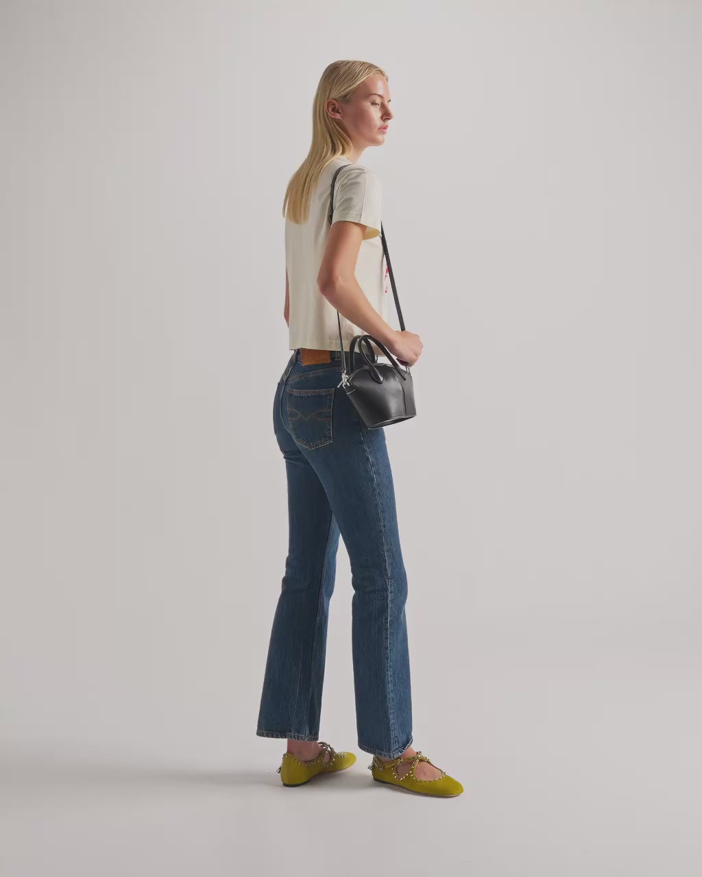 Product Video BALLY_VID_WAH02U_VT748_U901P_01