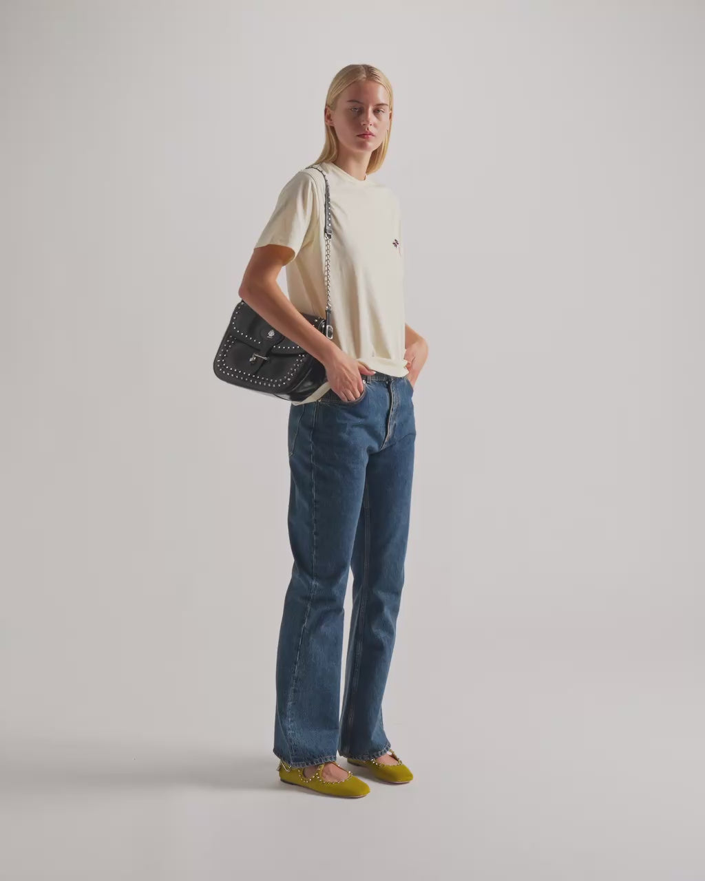 Product Video BALLY_VID_WAC04G_VT988_U901P_01