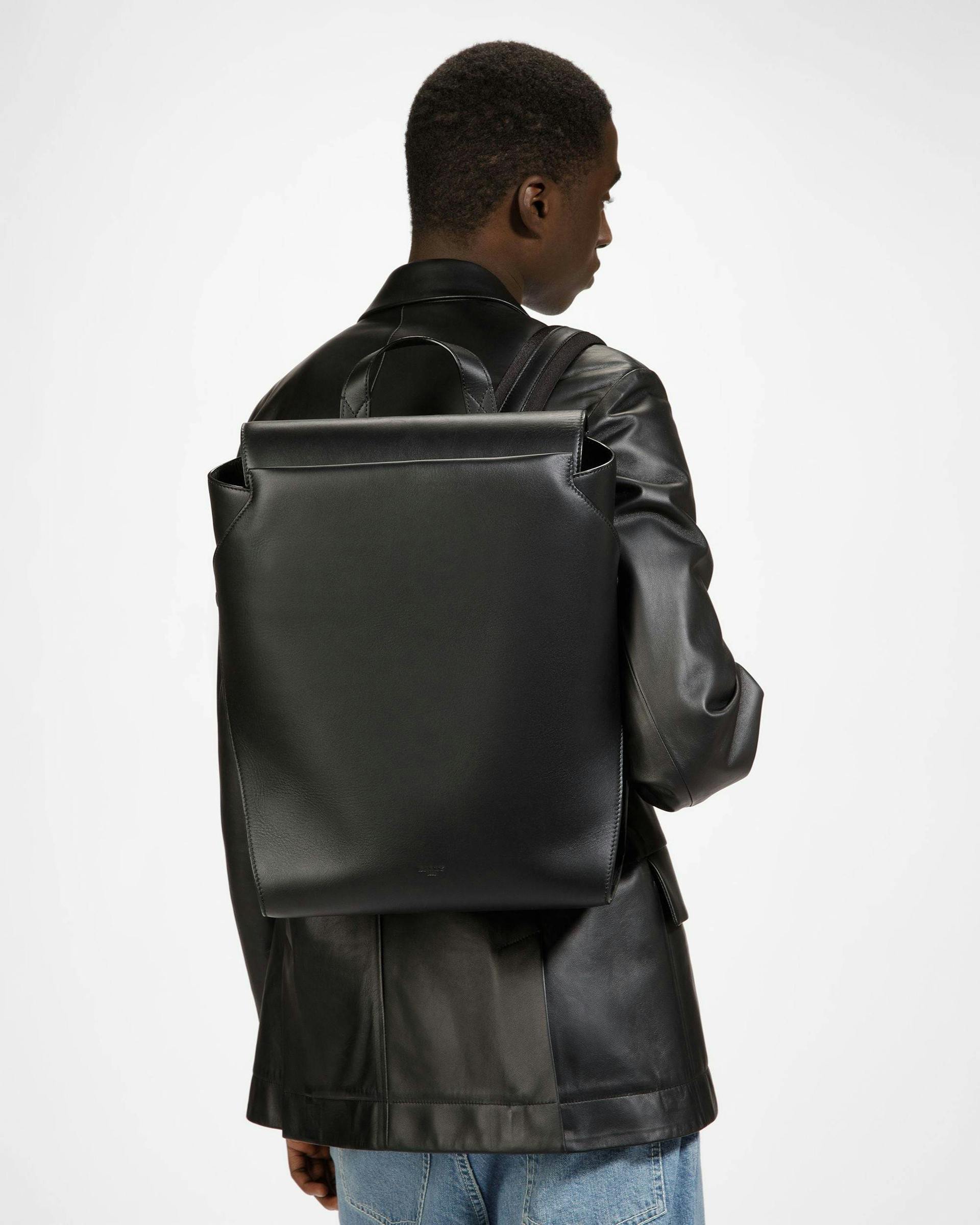 Azorin Leather Backpack In Black - Men's - Bally - 02