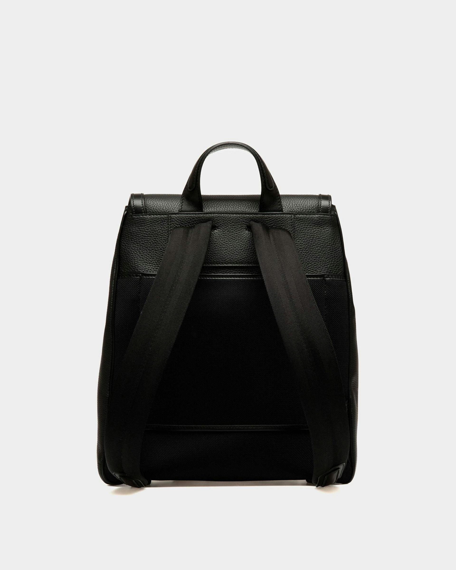 Men's Spin Backpack In Black Grained Leather | Bally | Still Life Back