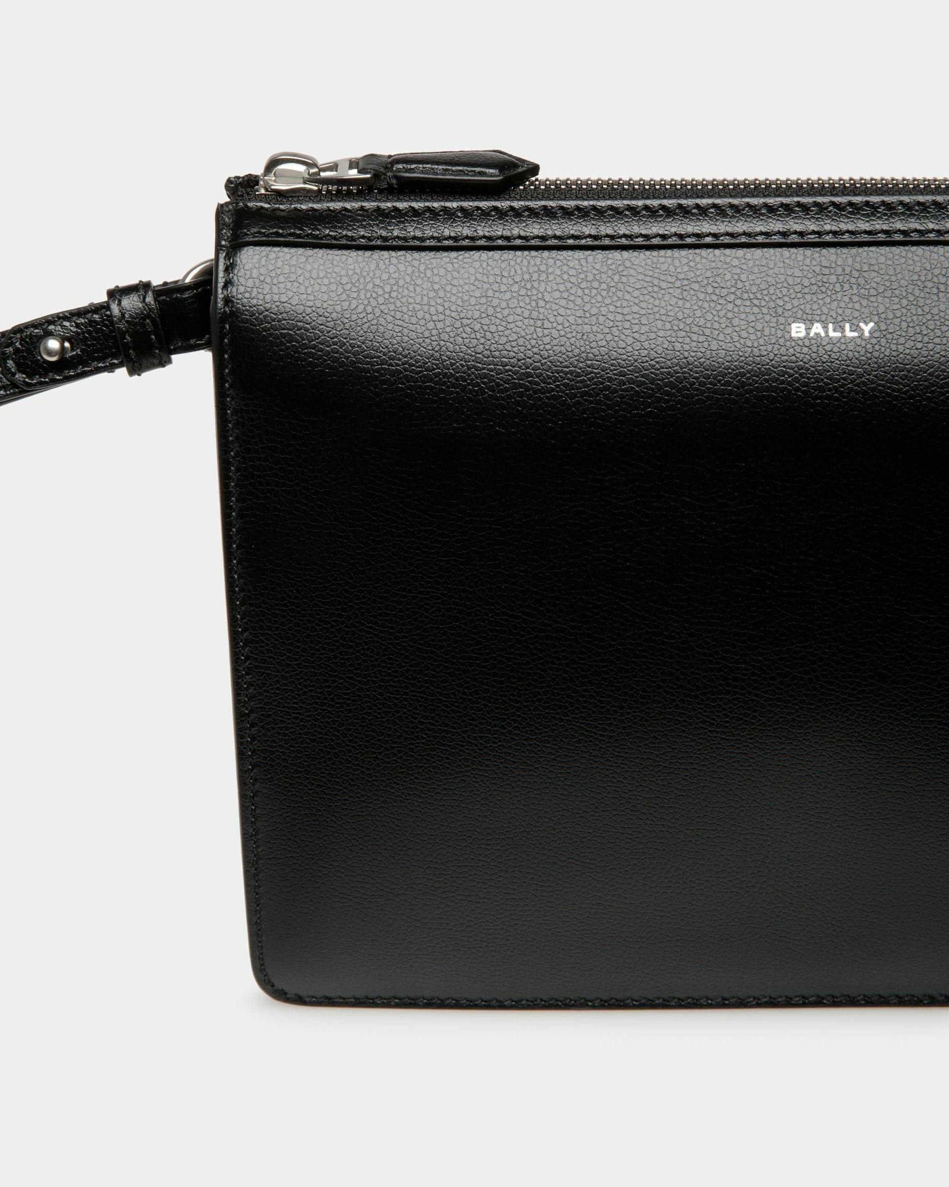 Banque Clutch In Black Leather - Men's - Bally - 05