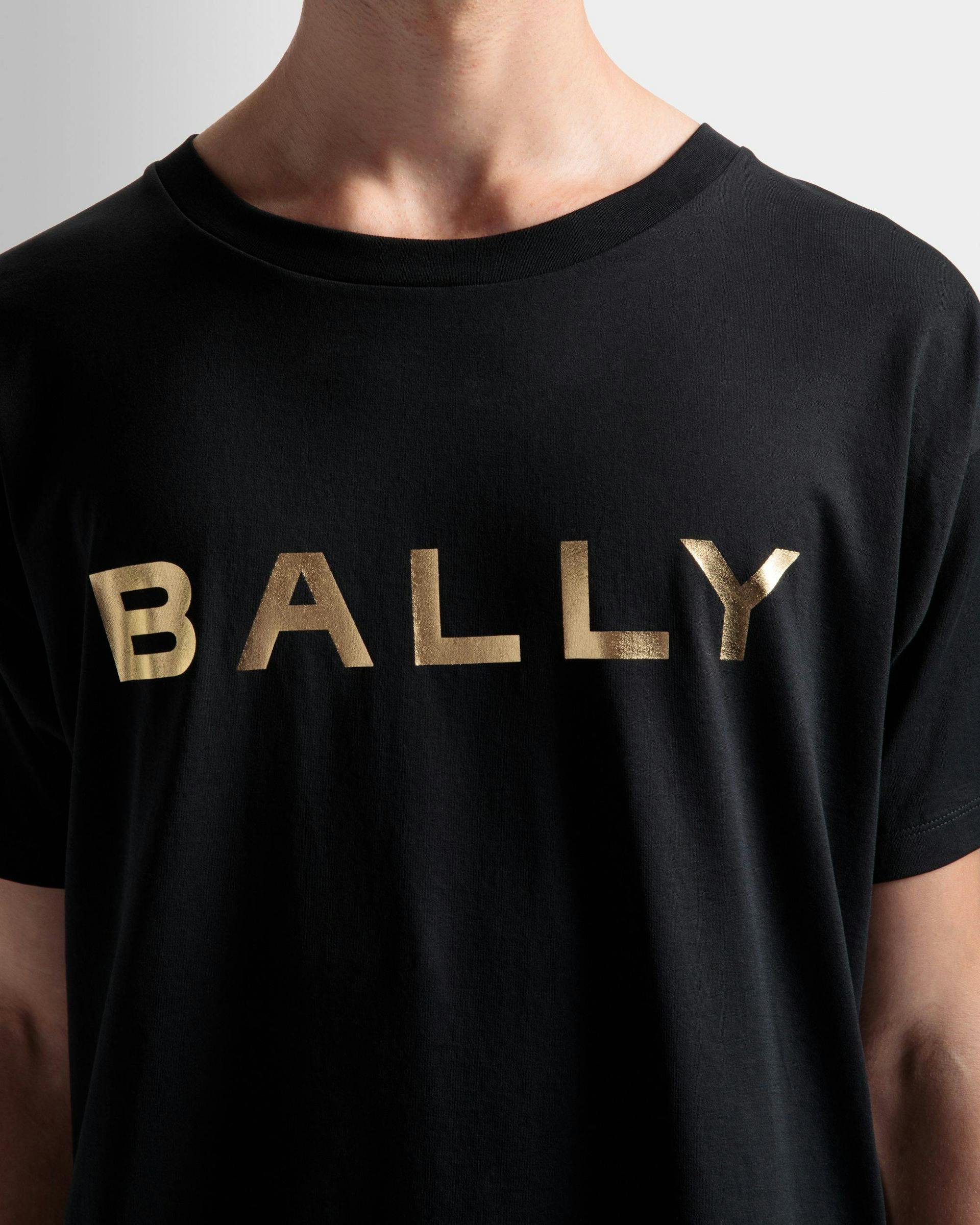 Men's Logo T-Shirt In Black Cotton | Bally | On Model Detail
