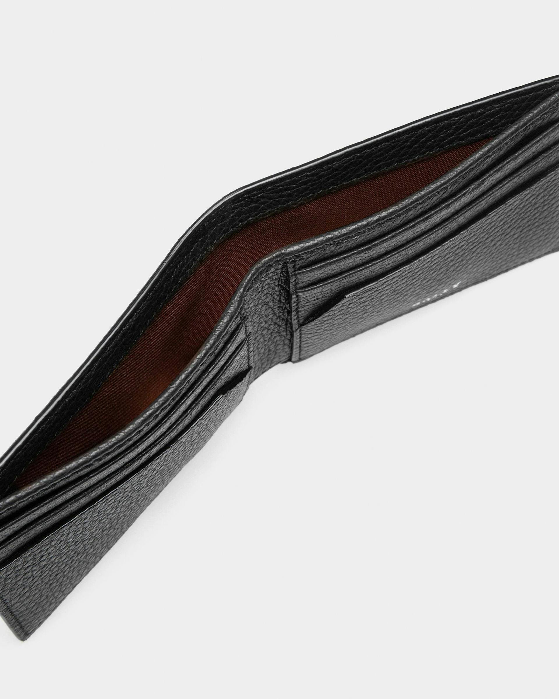 Scevye Leather Wallet In Black - Men's - Bally - 04