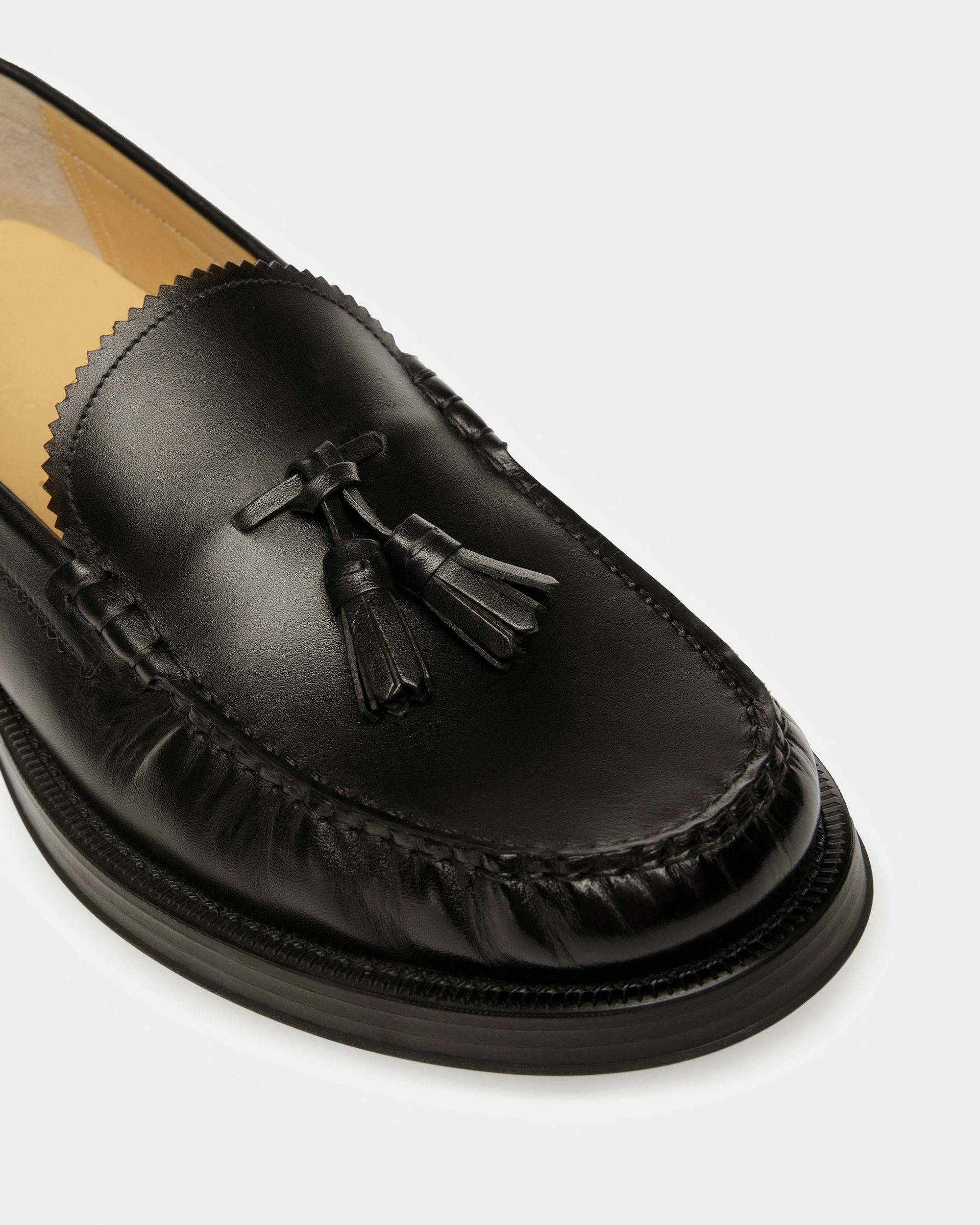 Resel Leather Moccasins In Black - Men's - Bally - 04