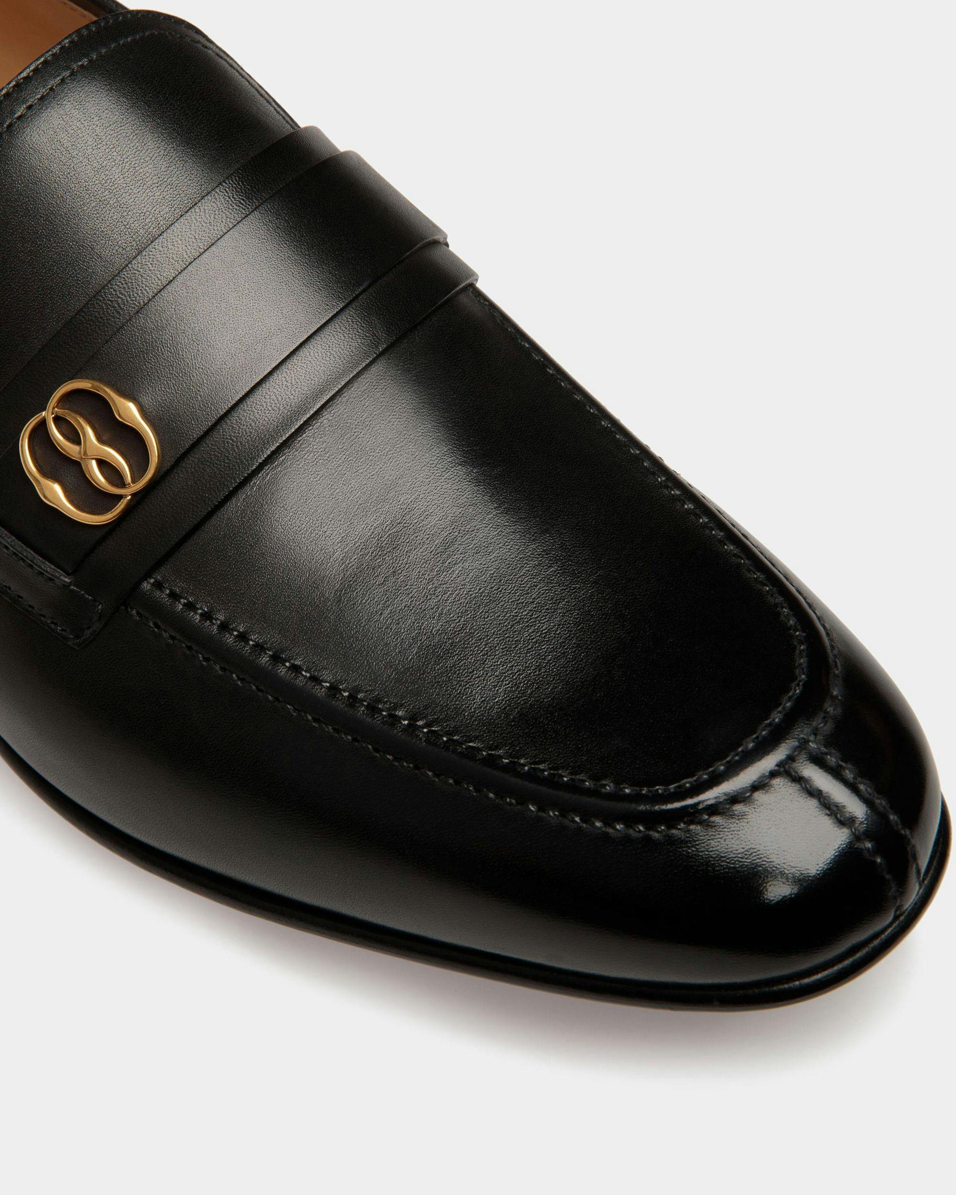 Suisse Loafers In Black Leather - Men's - Bally - 04