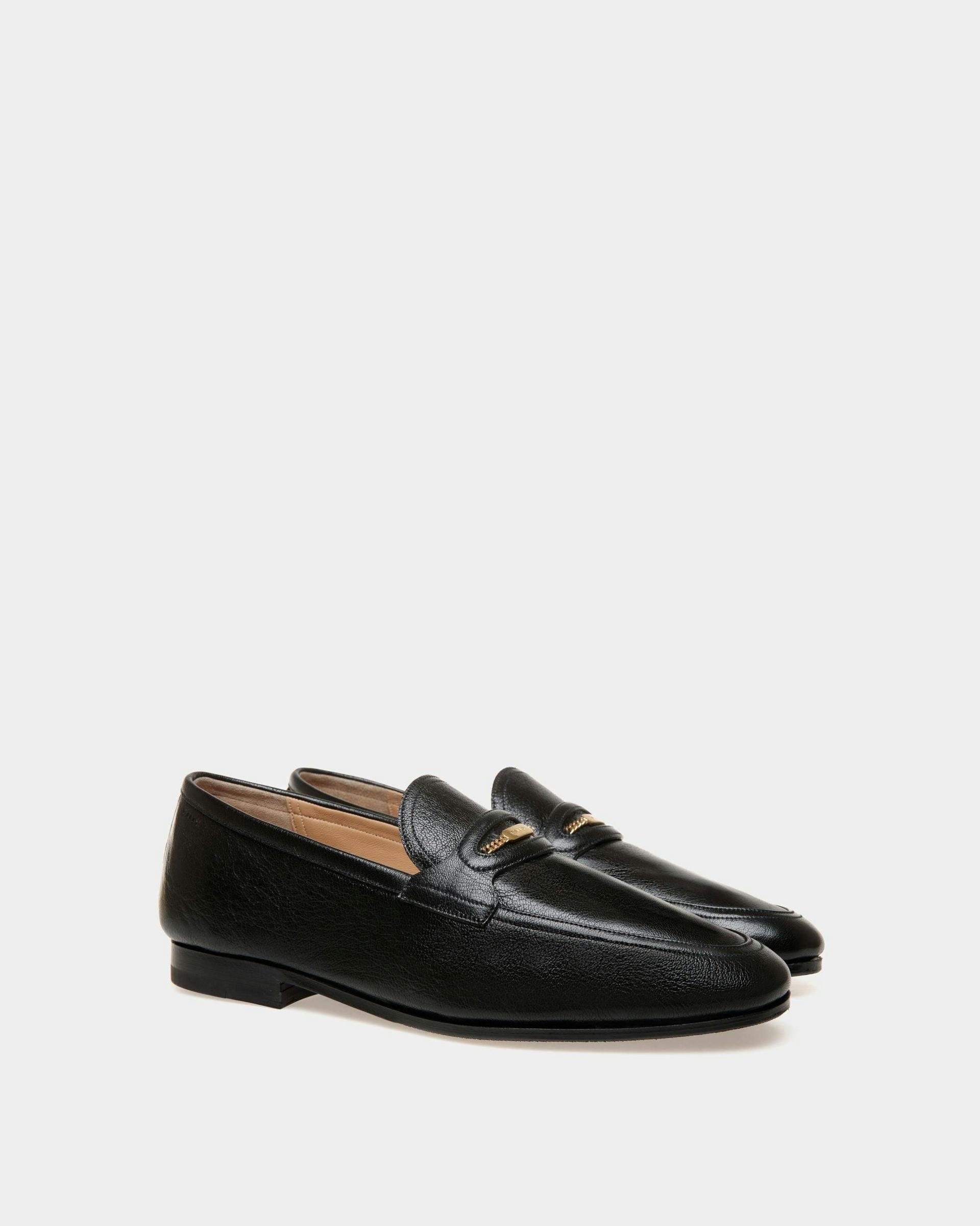 Men's Plume Loafer in Black Grained Leather | Bally | Still Life 3/4 Front