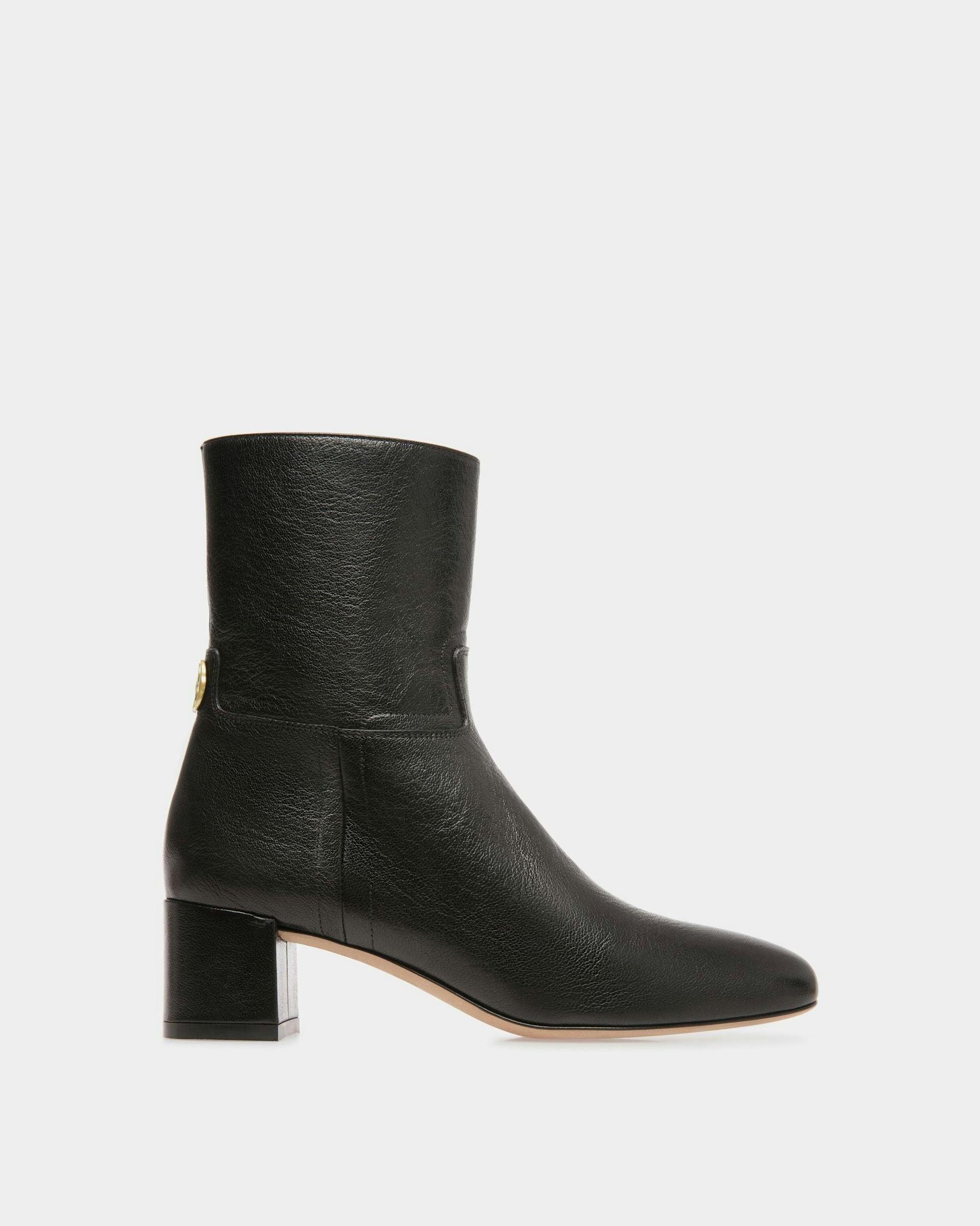 Women's Daily Emblem Booties In Black Leather | Bally | Still Life Side