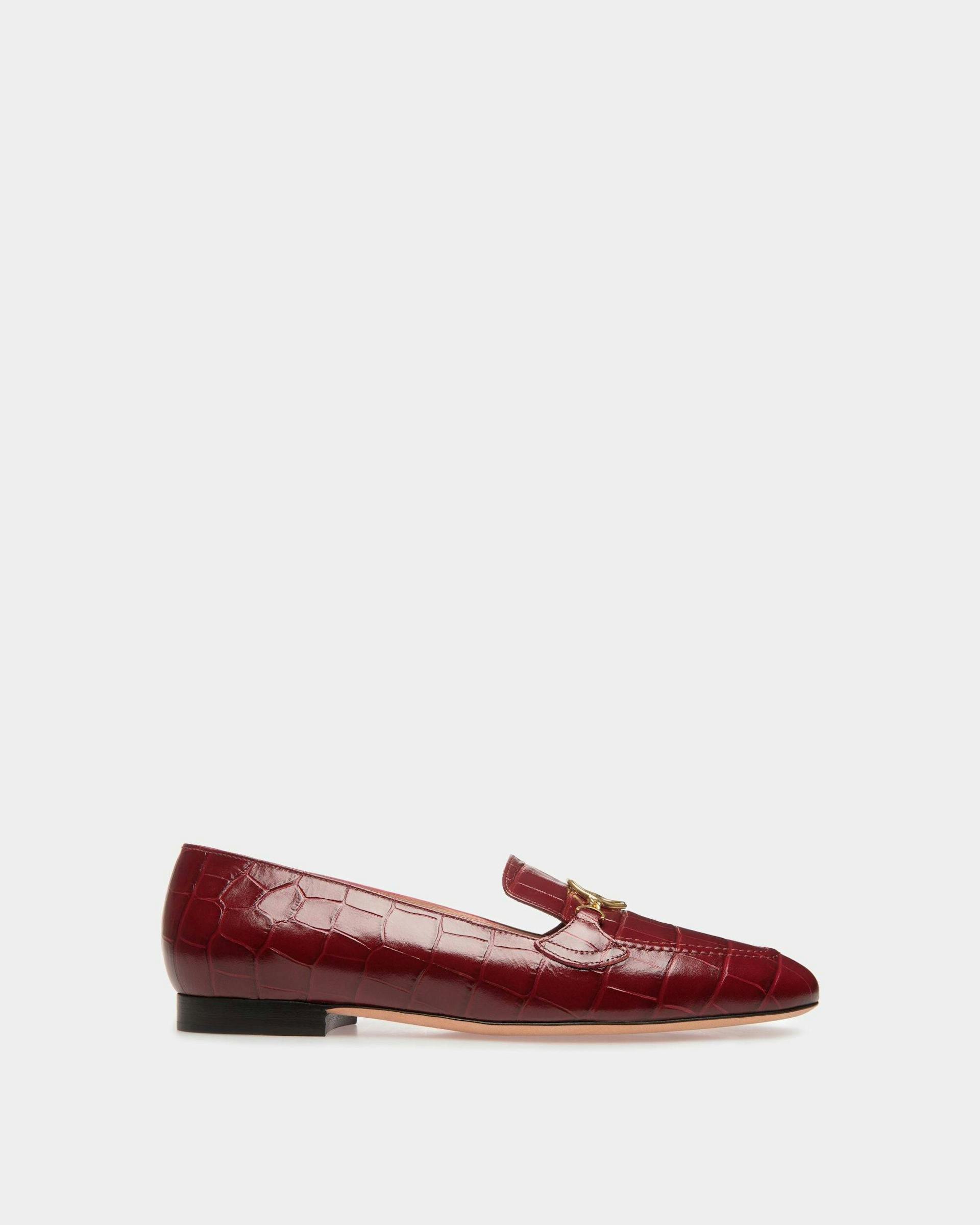 Daily Emblem Loafers In Burgundy Leather - Women's - Bally - 01