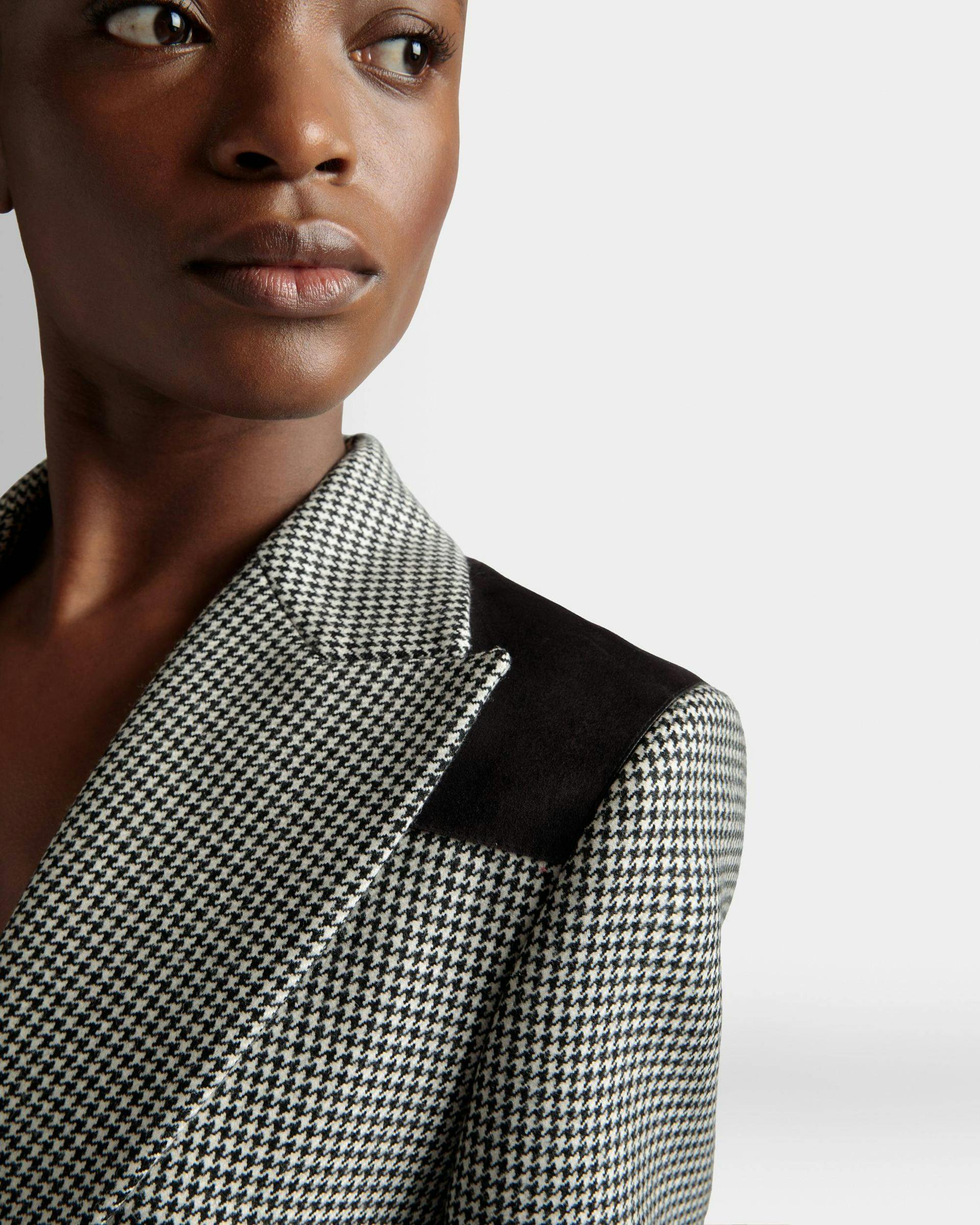Dogtooth Jacket In Black And White Wool - Women's - Bally - 04