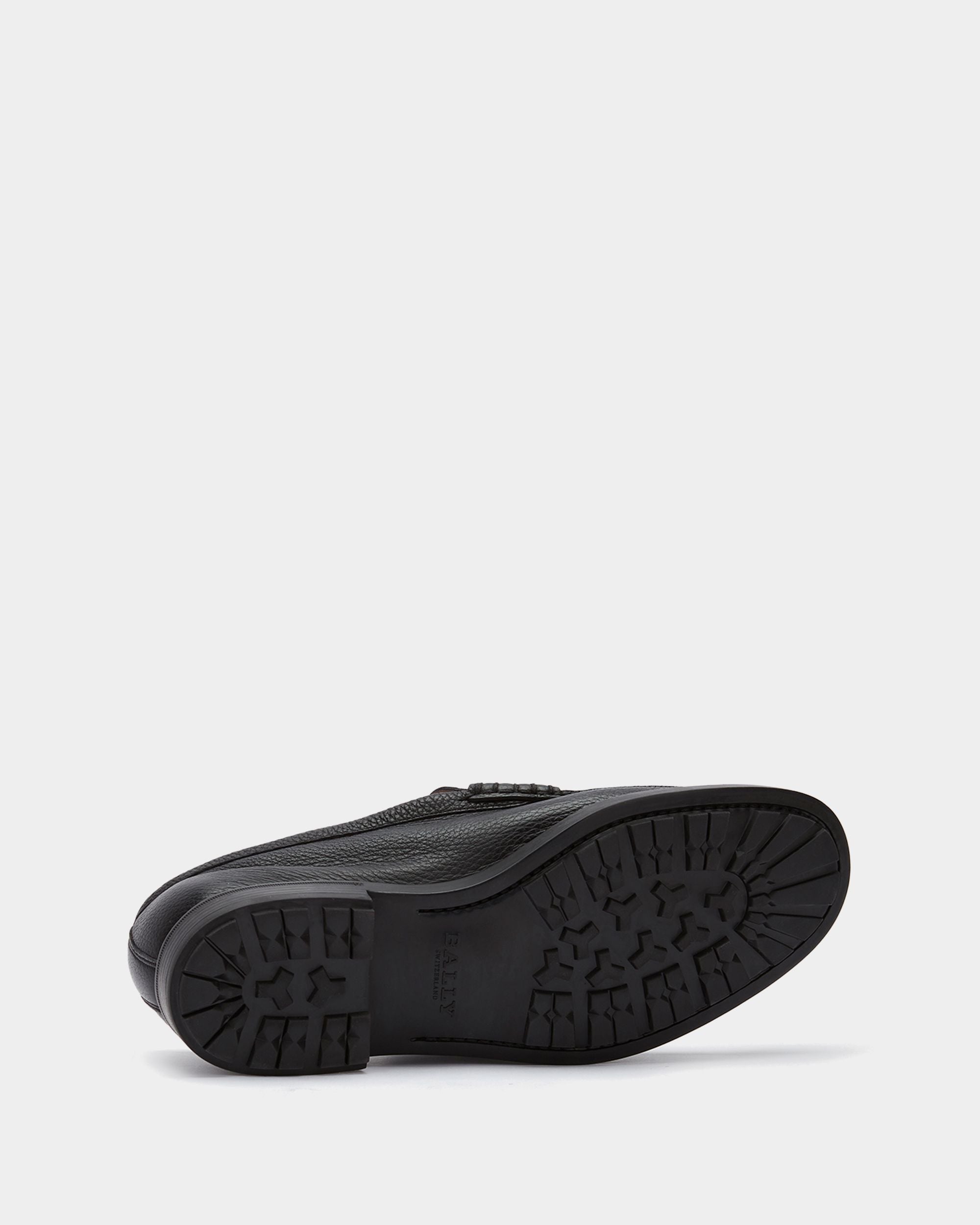 Bally Global - Moccasin in Black Grained Leather - Black