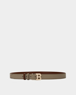 Reversible And Adjustable Belt in Grey Leather